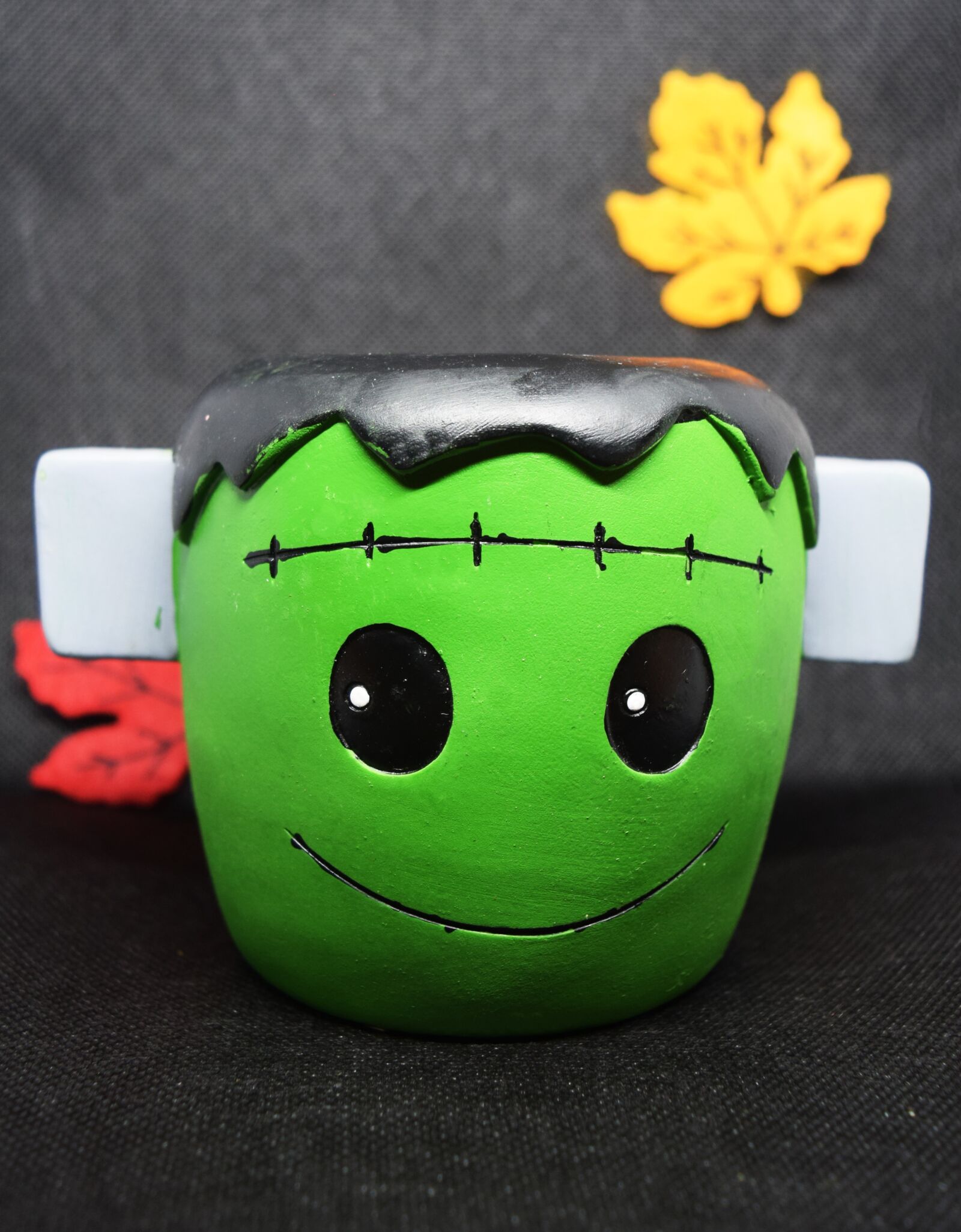 Nikon D3300 sample photo. Halloween, green, yellow photography