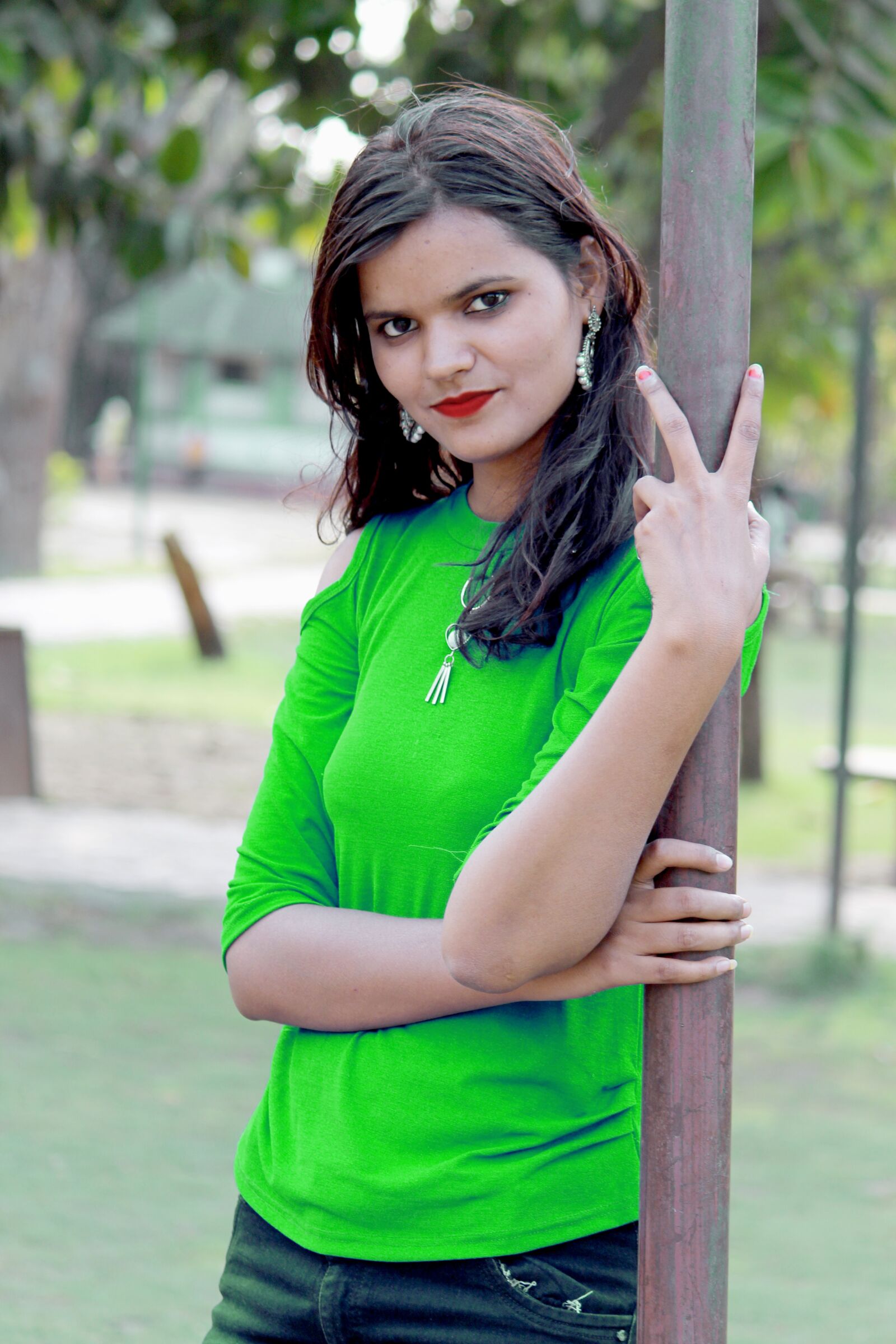 Canon EOS 700D (EOS Rebel T5i / EOS Kiss X7i) sample photo. Indian girl, beautiful girl photography