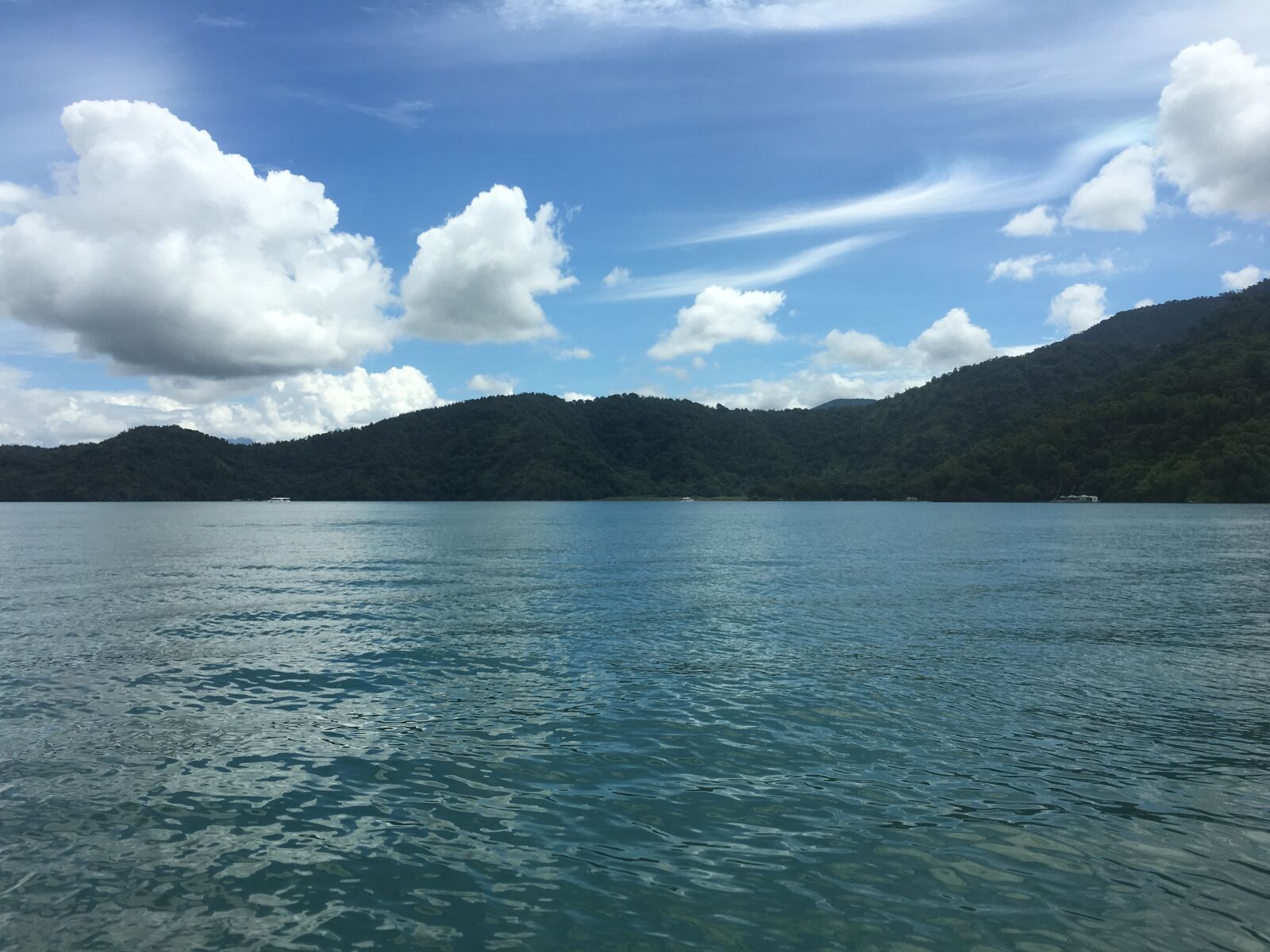 Apple iPhone 6s sample photo. Landscape, water, sky photography