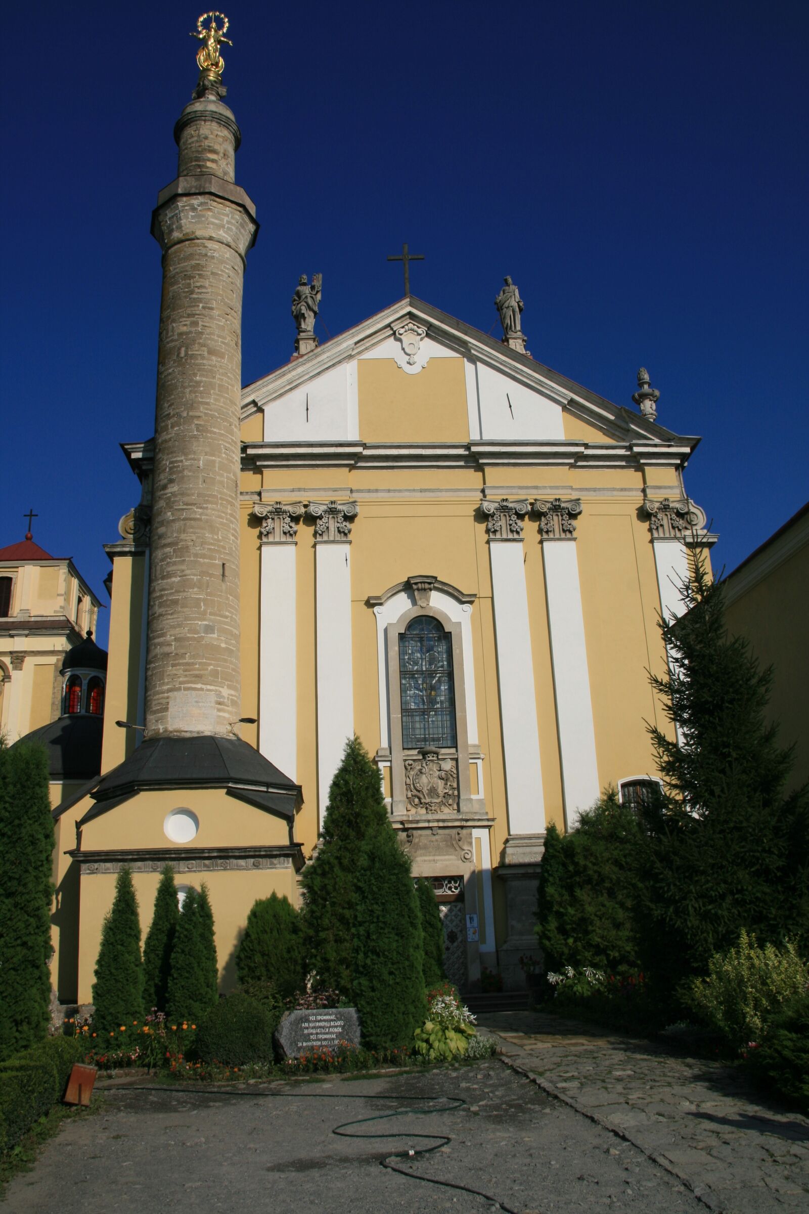Canon EOS 400D (EOS Digital Rebel XTi / EOS Kiss Digital X) sample photo. Polish cathedral, kamieniec, ukraine photography