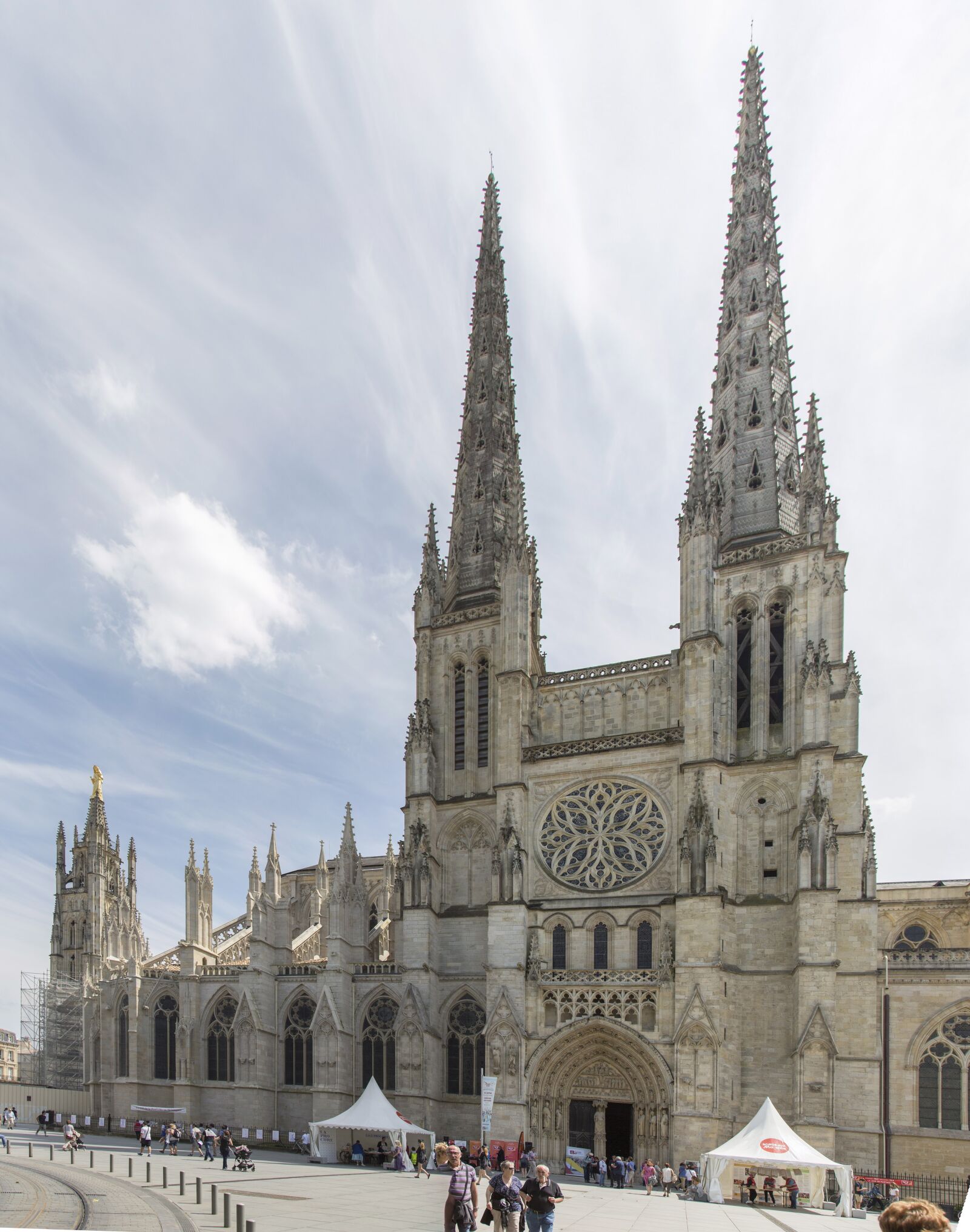 Canon EOS 5D Mark III sample photo. Cathedral, france, bordeaux photography