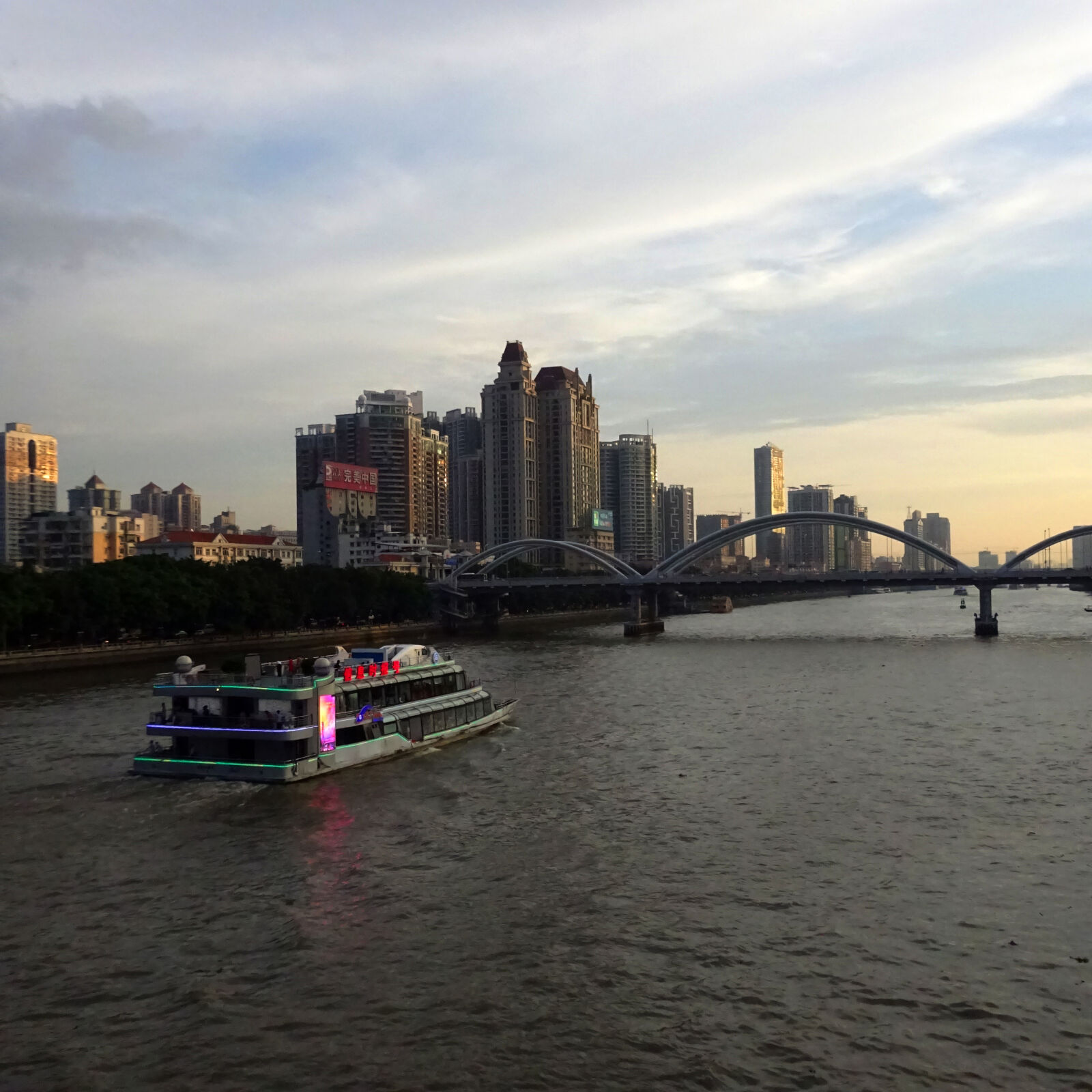 Sony Cyber-shot DSC-WX350 sample photo. Boat, theme, roads photography