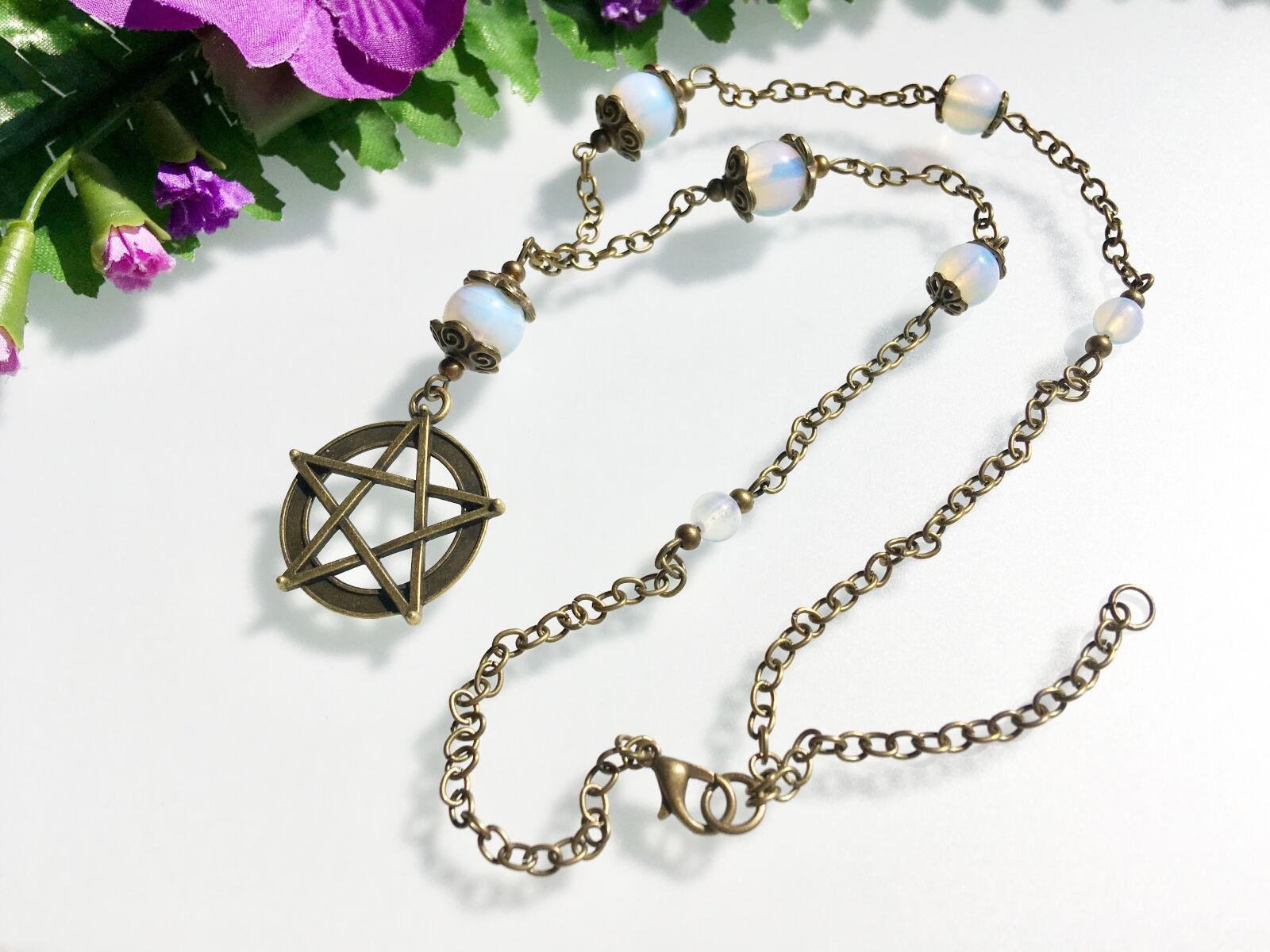 iPhone SE back camera 4.15mm f/2.2 sample photo. Pentagram, new age, amulet photography