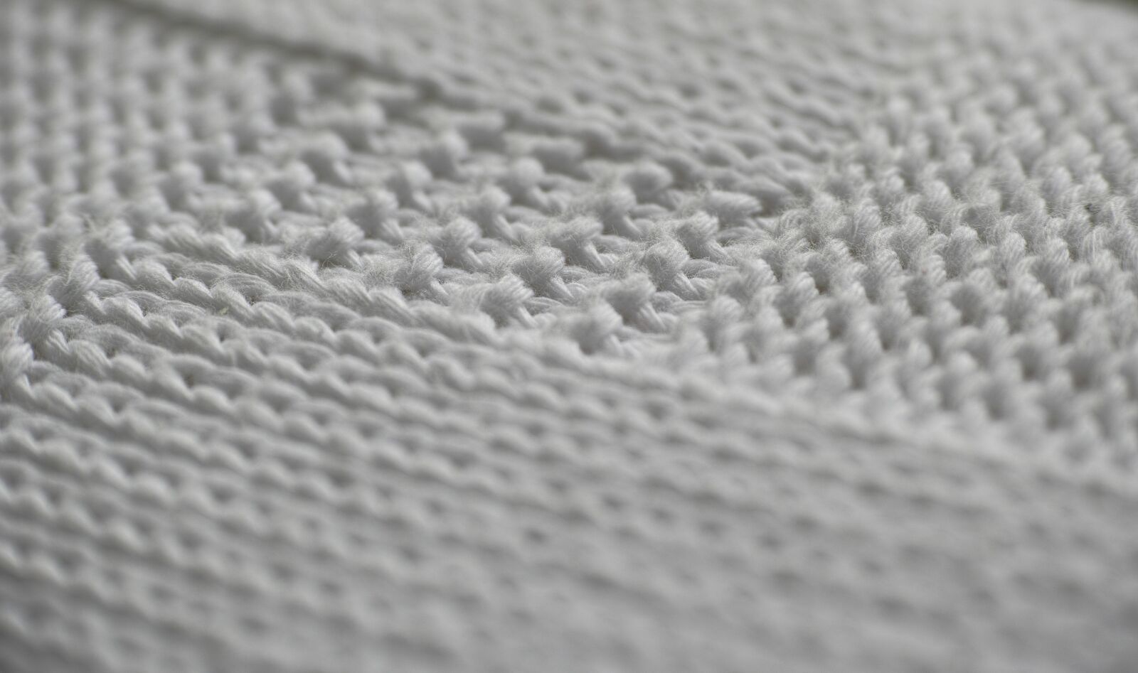 Sigma DP3 Merrill sample photo. Woven, white, sweater photography
