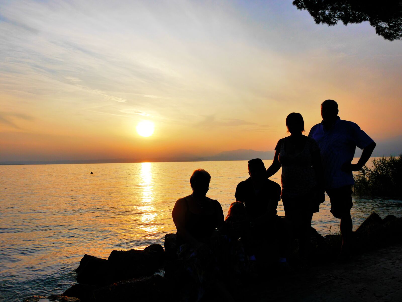 Panasonic Lumix DMC-G6 sample photo. Garda, evening sun, sunset photography