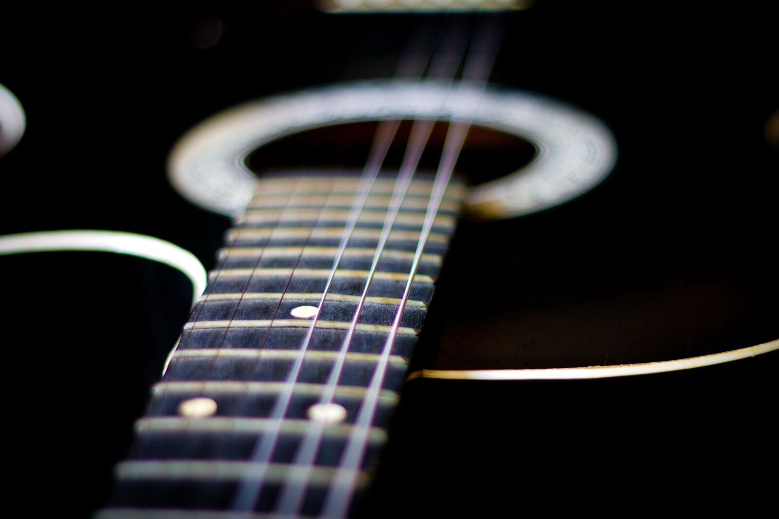 Canon EOS 7D + Canon EF 50mm F1.8 II sample photo. Guitar, strings, music photography