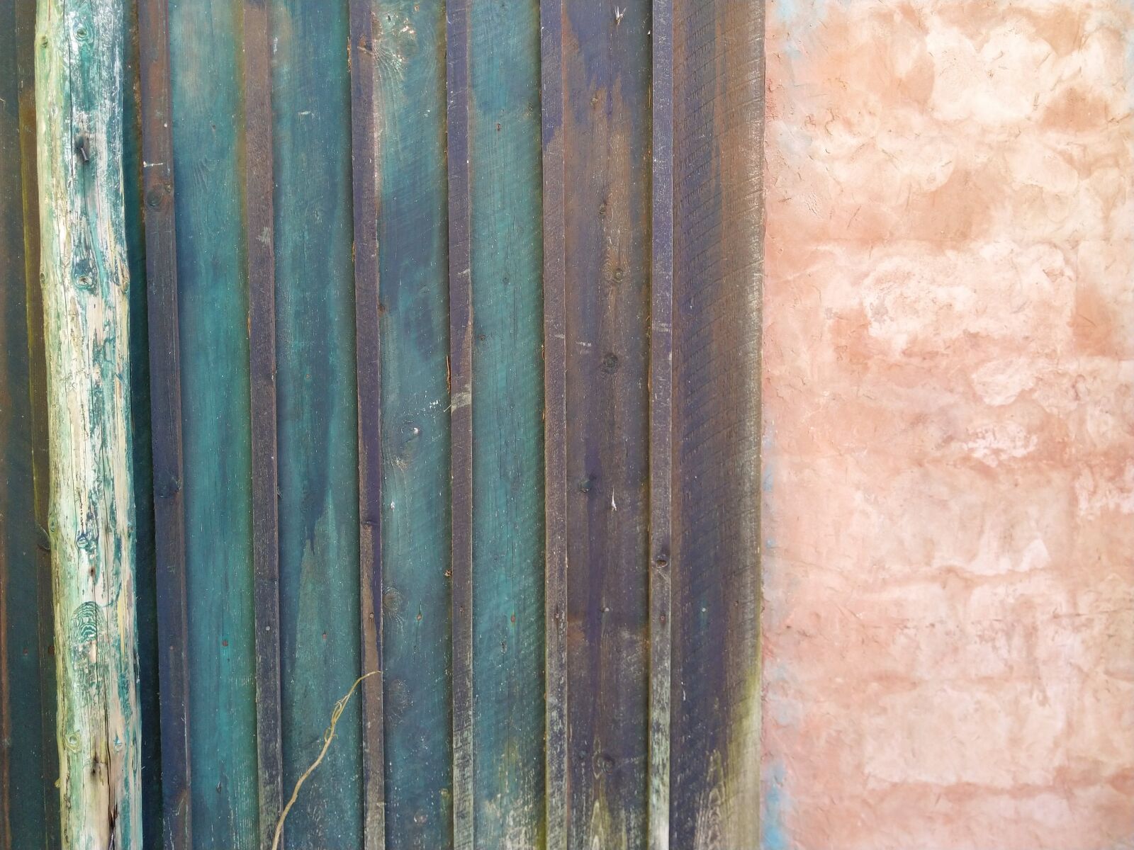 HMD Global Nokia 7 plus sample photo. Wall, wood, structure photography