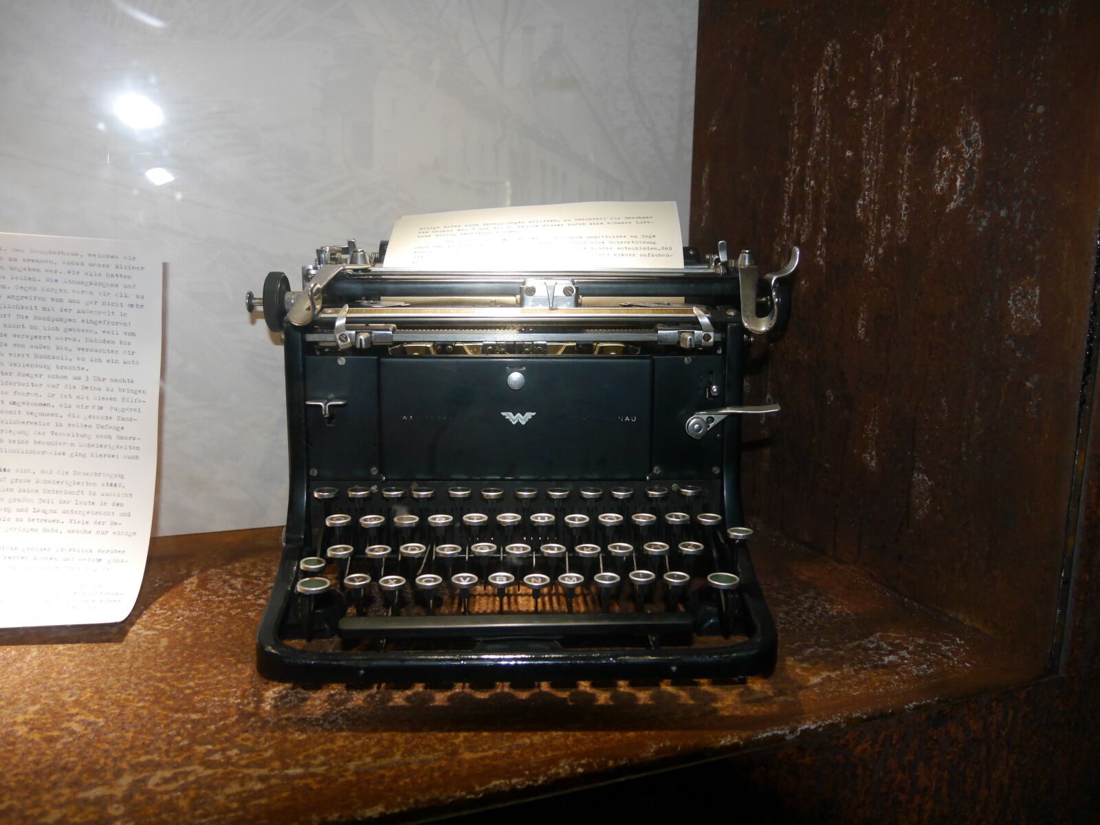 Panasonic Lumix DMC-G6 sample photo. Augsburg, fugger, typewriter photography