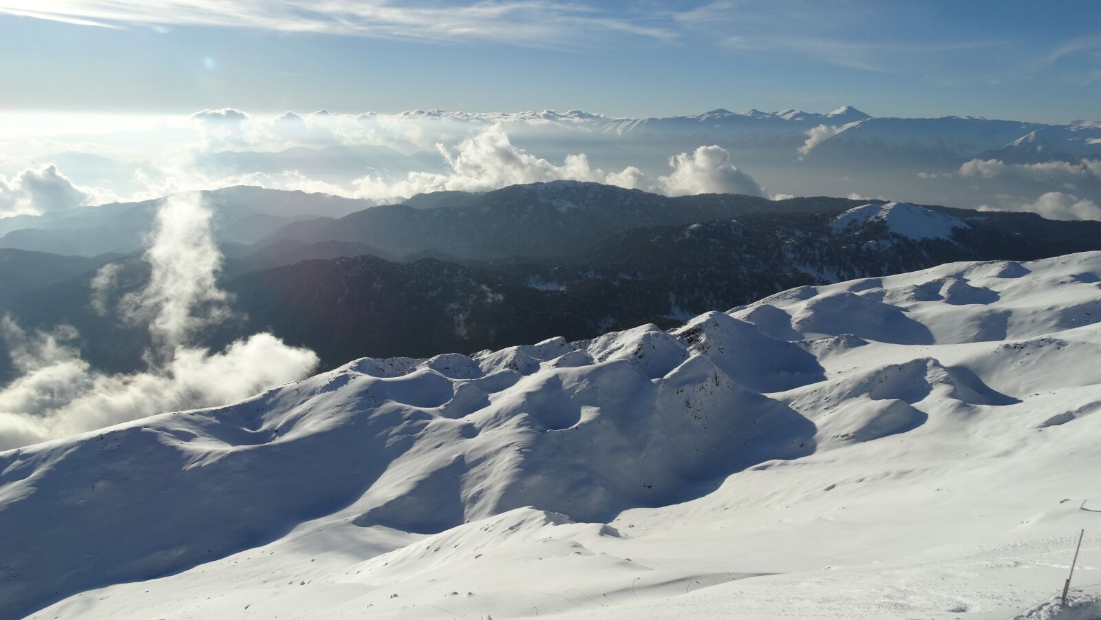 Sony Cyber-shot DSC-HX300 sample photo. Mountain, clouds, altitude photography