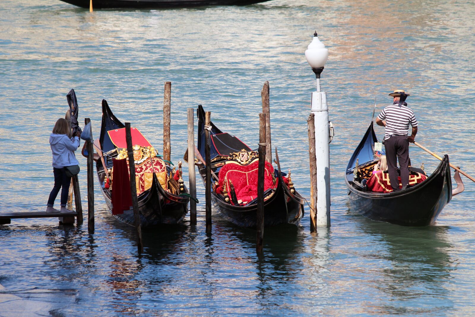 Canon EOS 650D (EOS Rebel T4i / EOS Kiss X6i) sample photo. Venice, italy, gondola photography