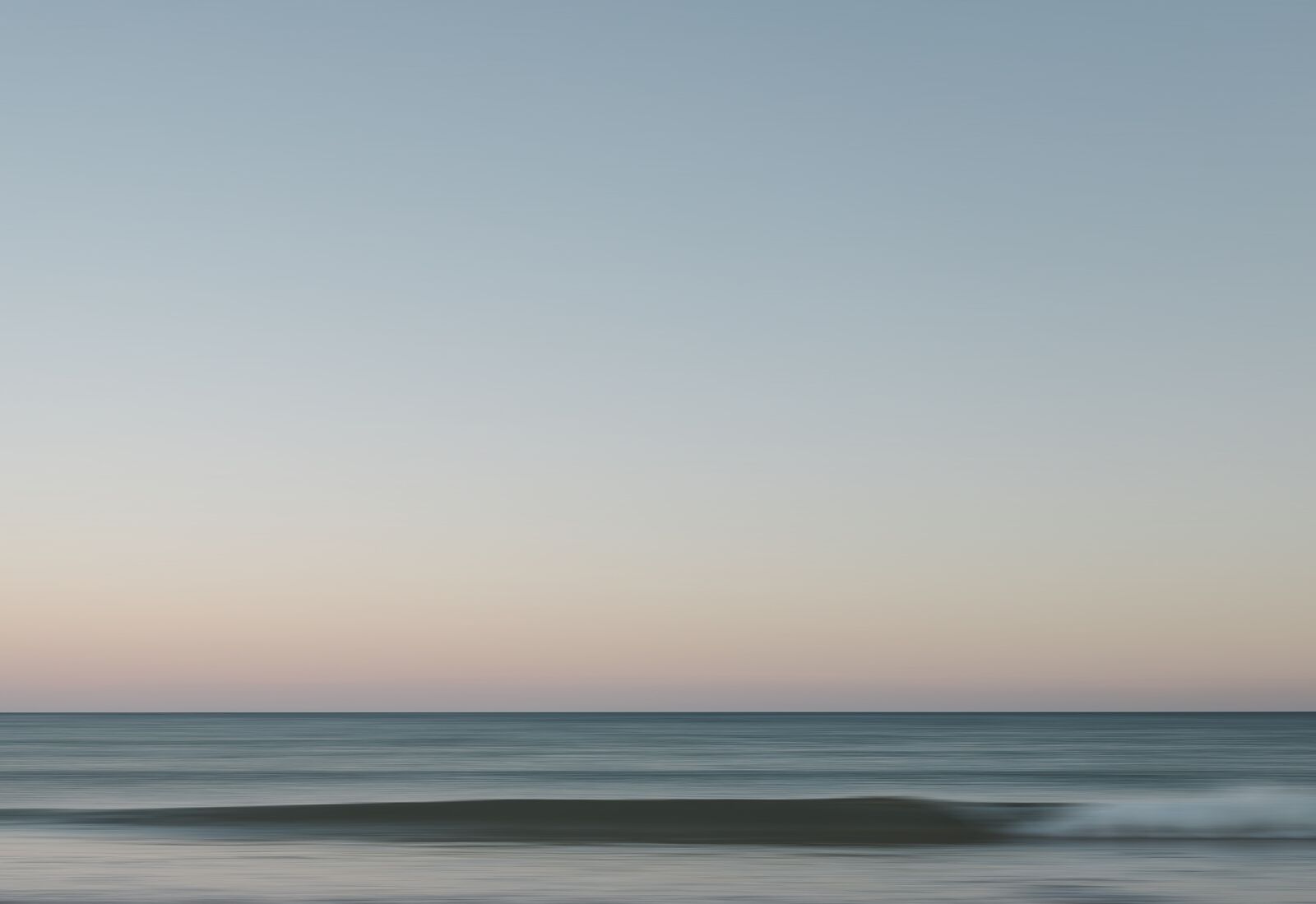 Leica Q (Typ 116) sample photo. Beach, dawn, fog photography