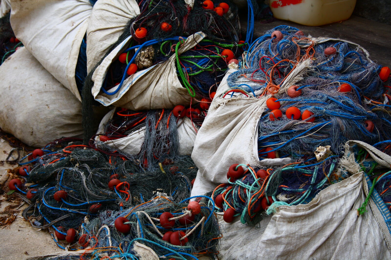 Canon EF-S 18-55mm F3.5-5.6 II sample photo. Fishing, nets photography