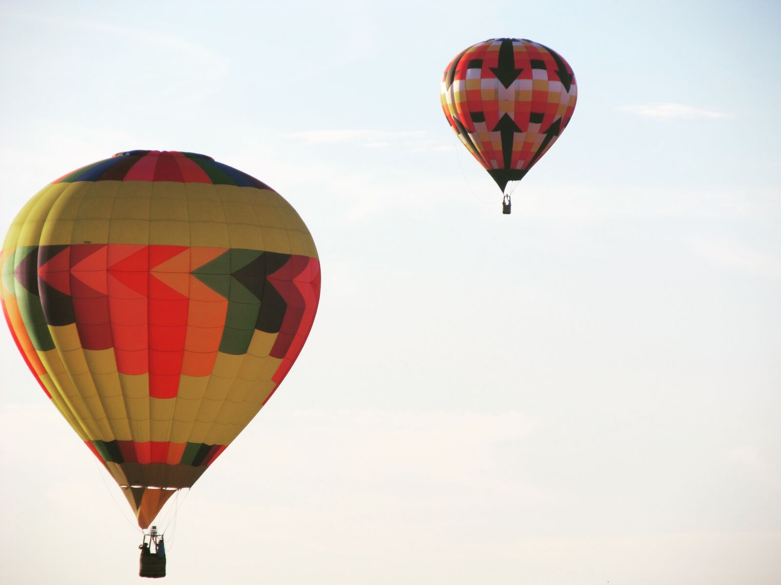 Canon PowerShot SX130 IS sample photo. Balloons, horizontal, colorful photography