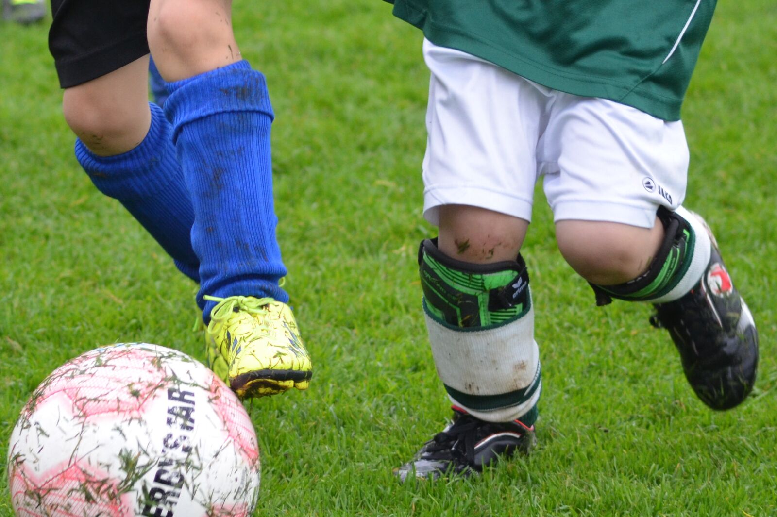 Nikon D5100 sample photo. Football, children, ball photography
