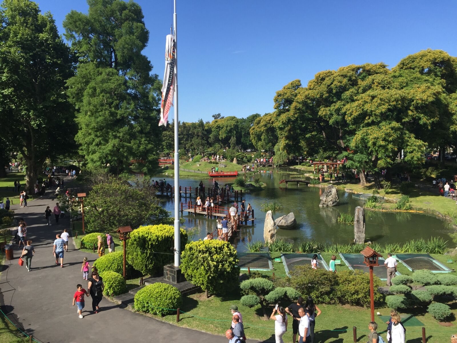 iPhone 6 back camera 4.15mm f/2.2 sample photo. Jardin, japones photography