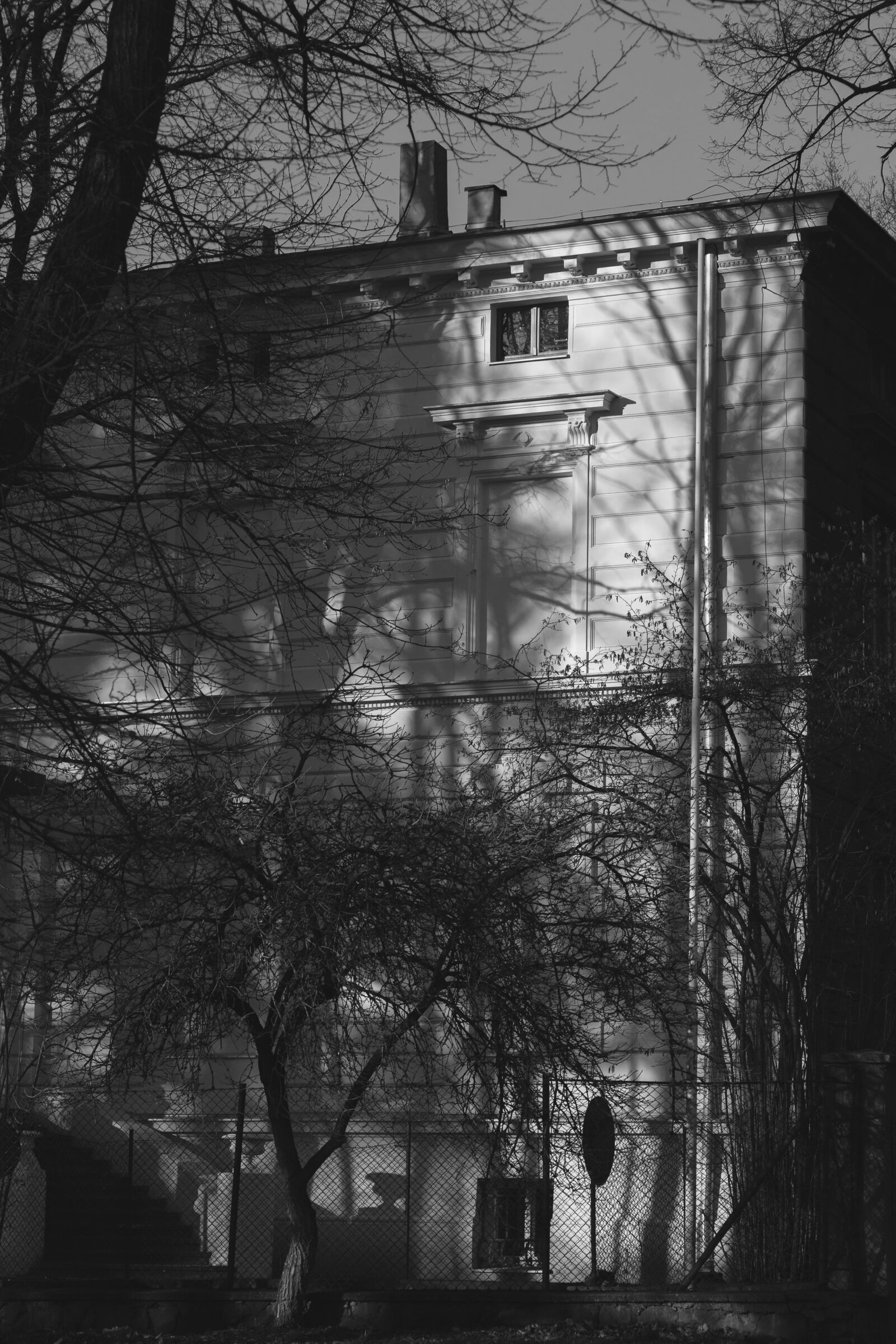 Sigma 85mm F1.4 EX DG HSM sample photo. Tenement, house photography