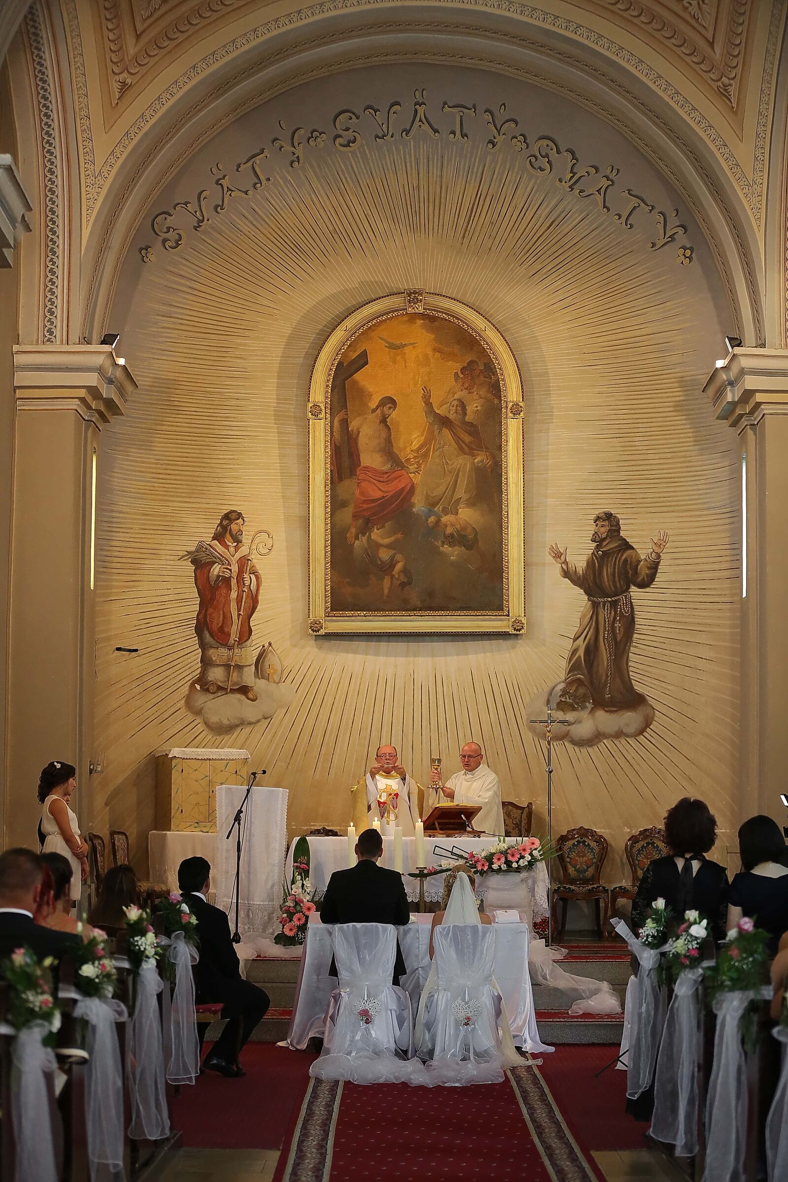 Canon EOS 5D Mark III sample photo. Catholic, church, priest, wedding photography