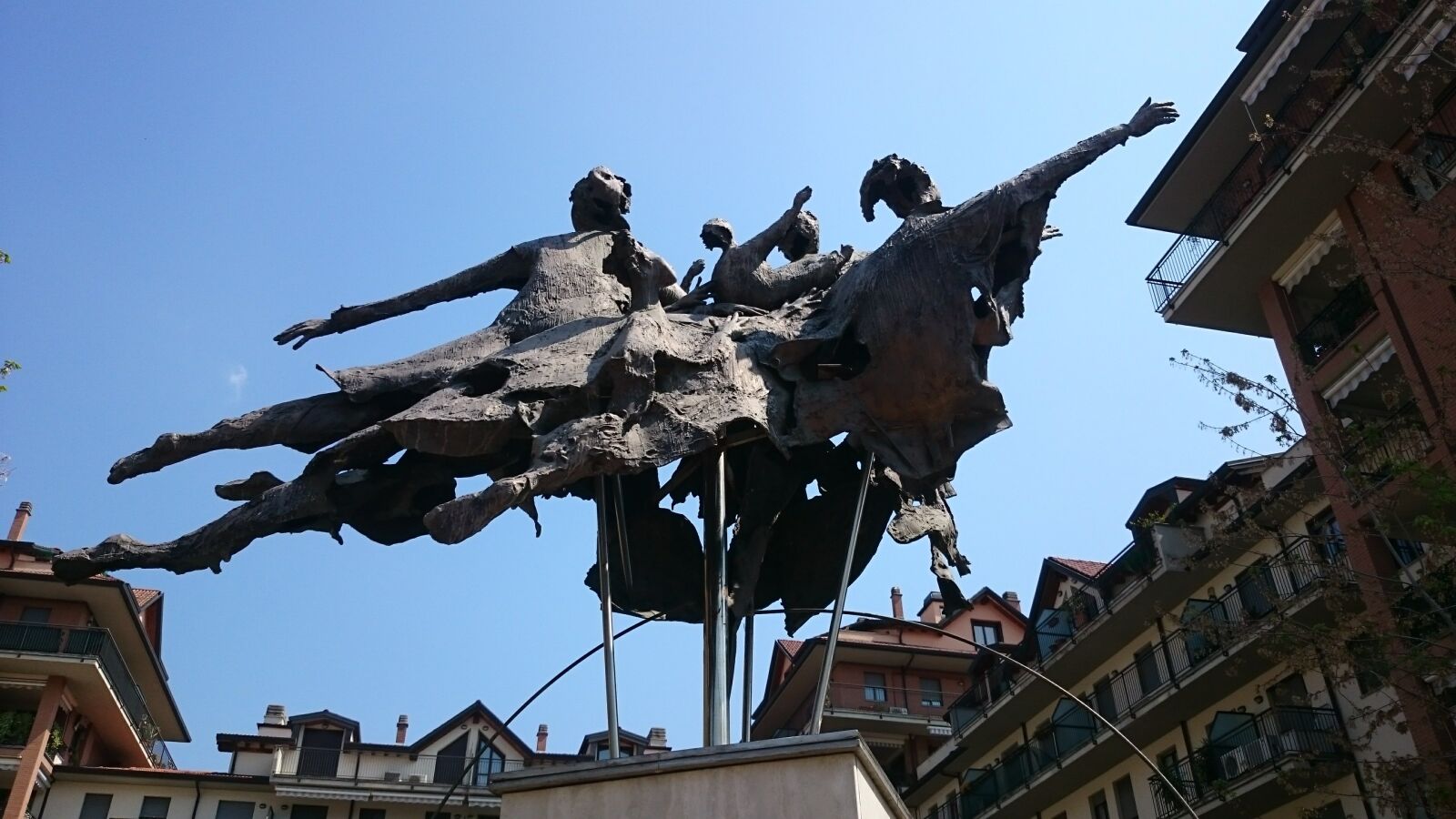 Sony Xperia Z1 sample photo. Monument, cooperation, statue photography