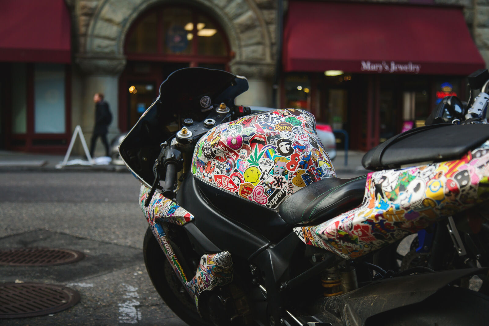Canon EF 24-105mm F4L IS USM sample photo. Bike, city, motorcycle, oregon photography