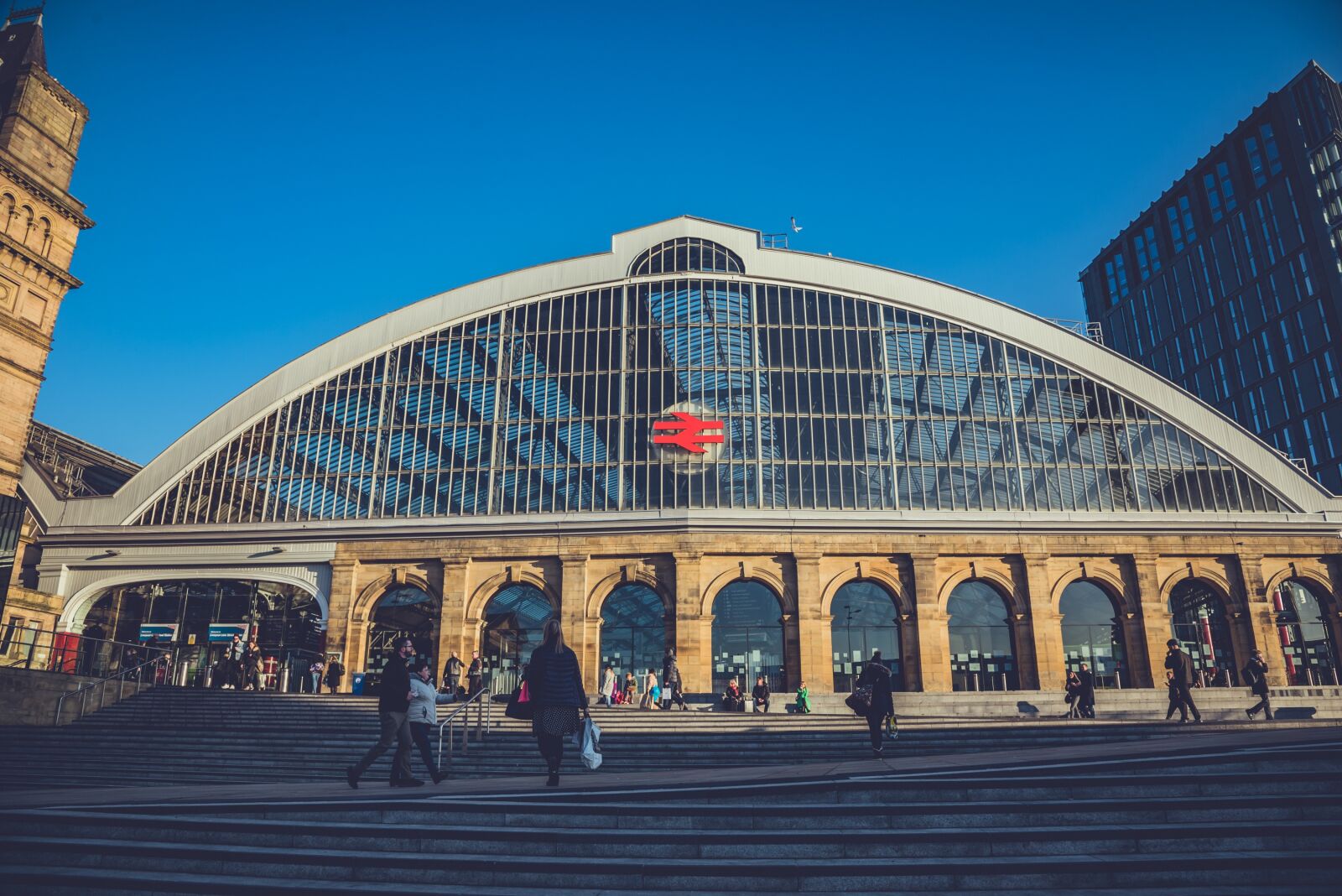 Nikon D750 sample photo. Liverpool, lime street, railway photography