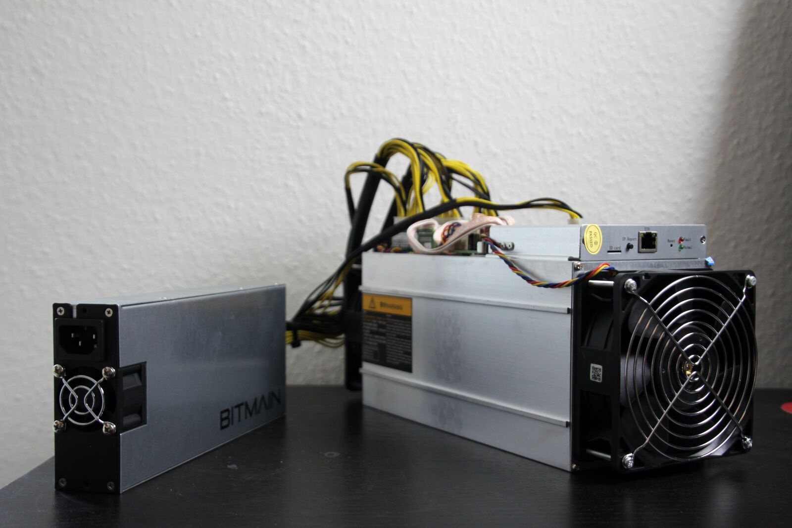 Canon EOS 60D sample photo. Bitcoin, miner, antminer photography
