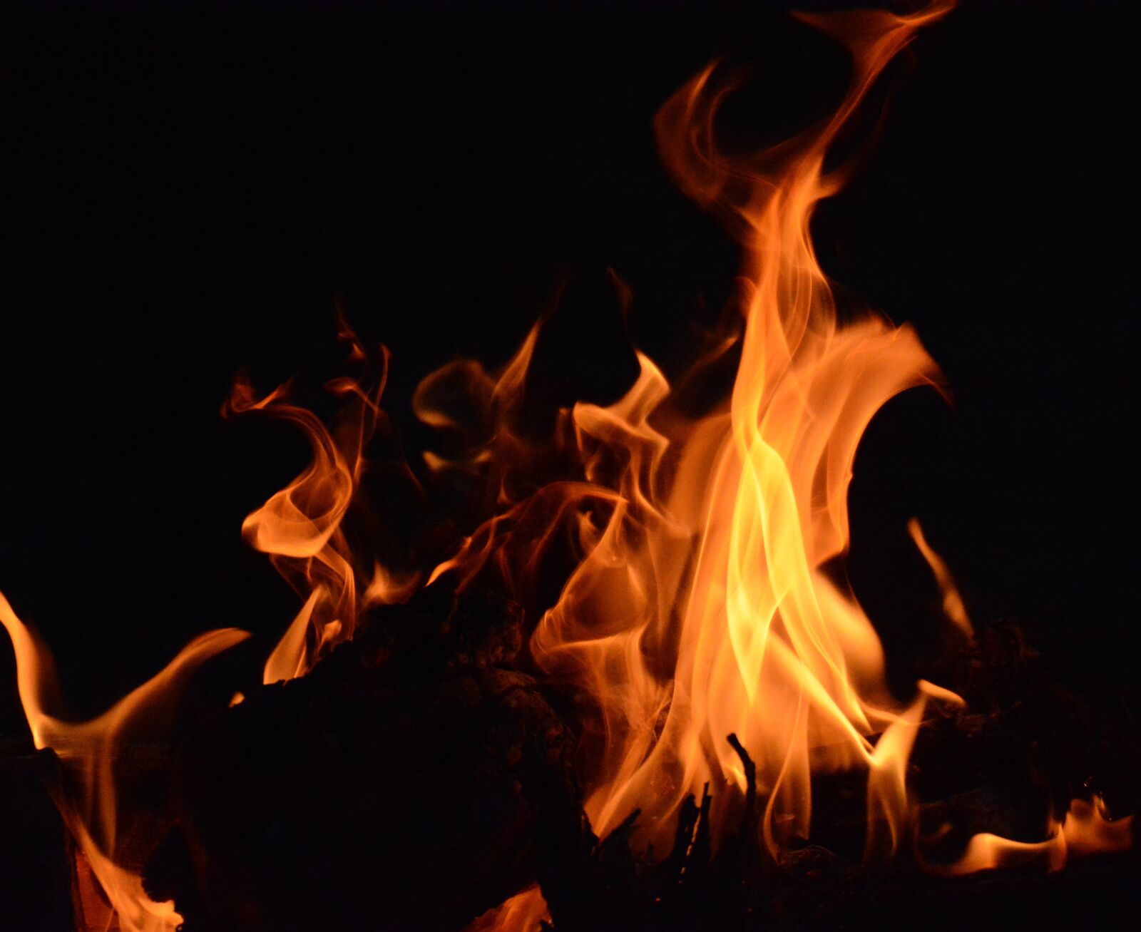 Nikon D7100 sample photo. Fire, night, burns photography