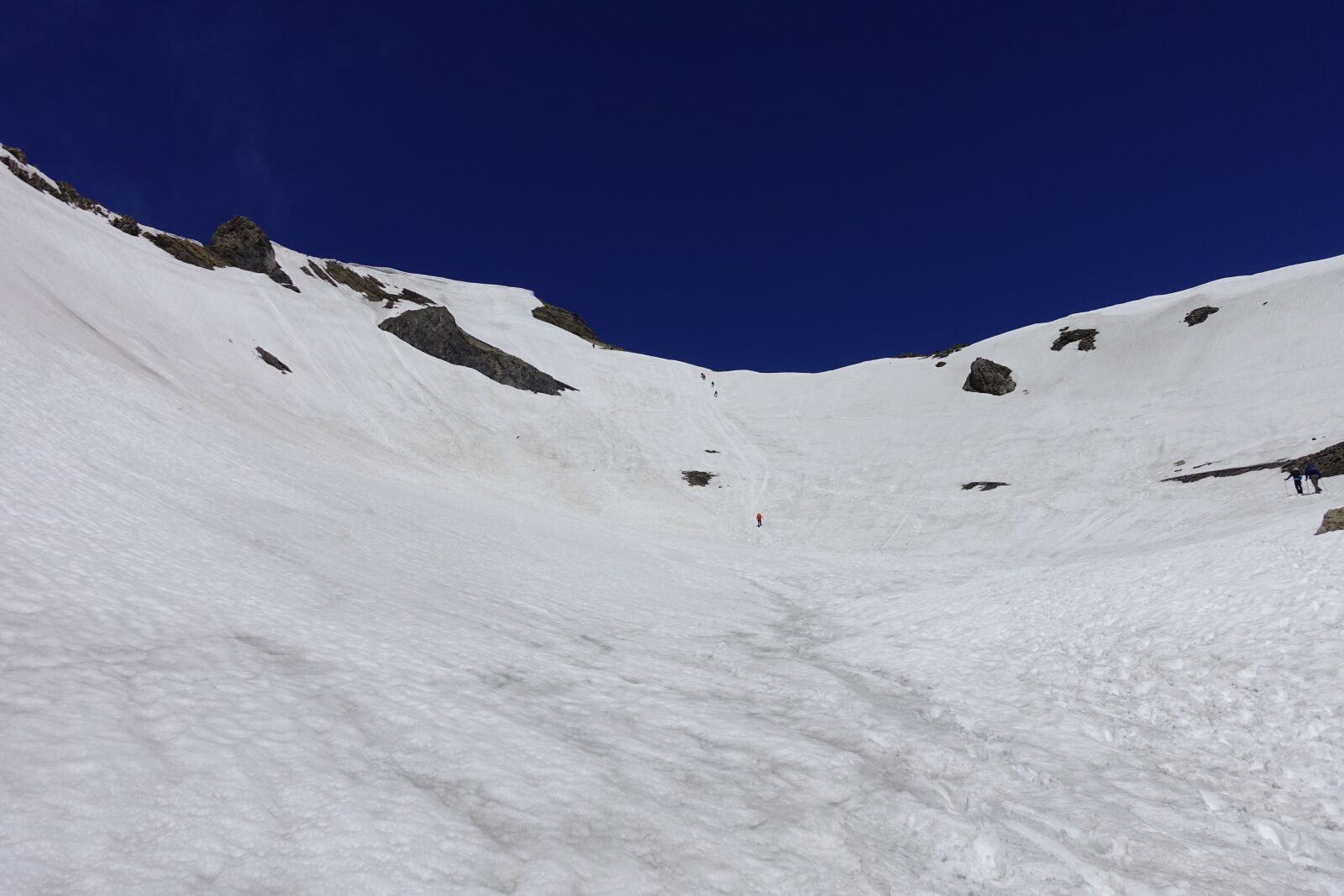 Sony Cyber-shot DSC-RX100 IV sample photo. Snowfield, kar, mountains photography