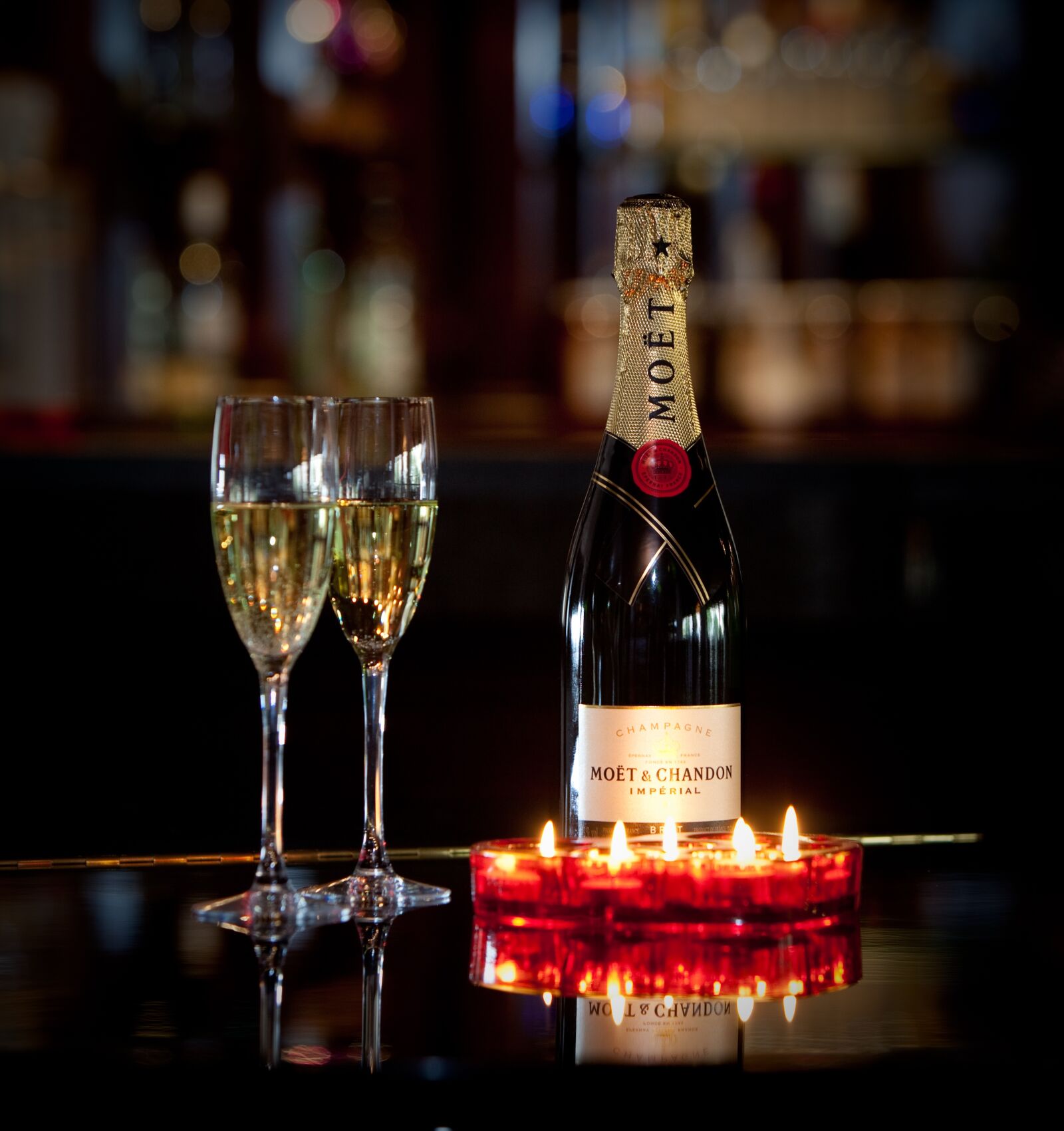 Canon EOS 5D Mark II sample photo. Champagne, glasses, celebration photography