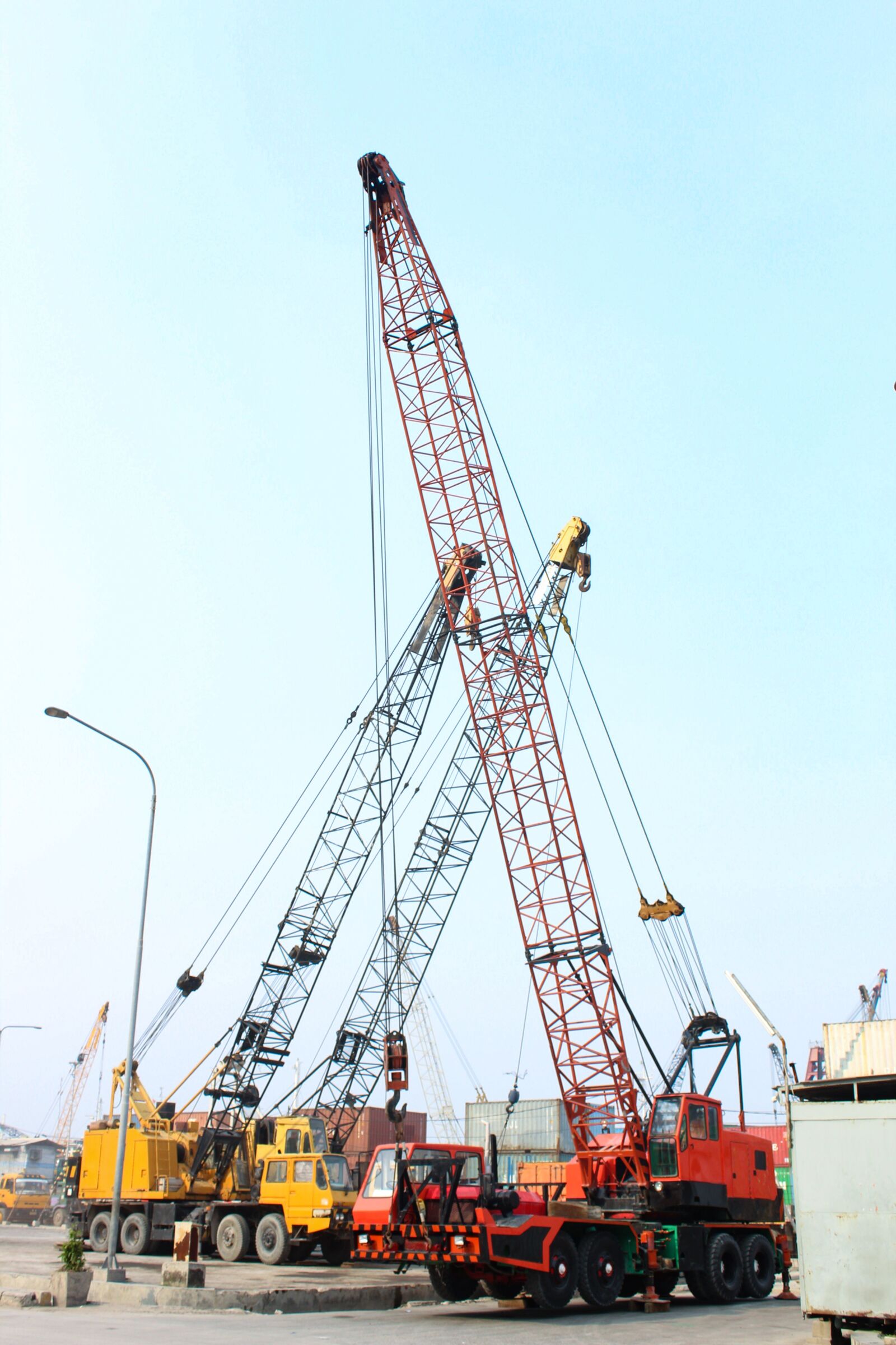 Canon EOS 4000D (EOS Rebel T100 / EOS 3000D) sample photo. Crane, industry, industrial photography