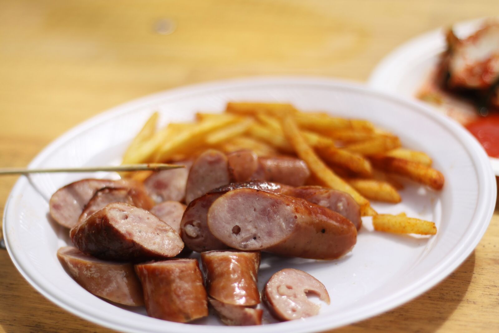 Canon EOS 50D sample photo. Fast food, sausage, chips photography
