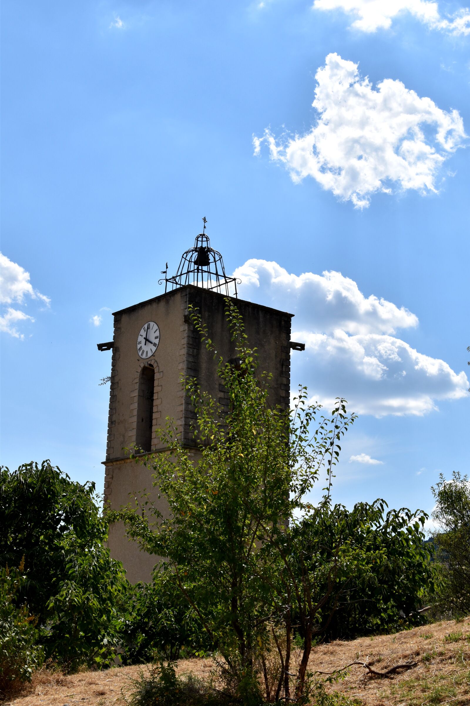 Nikon D5600 sample photo. Provence, village, luberon photography
