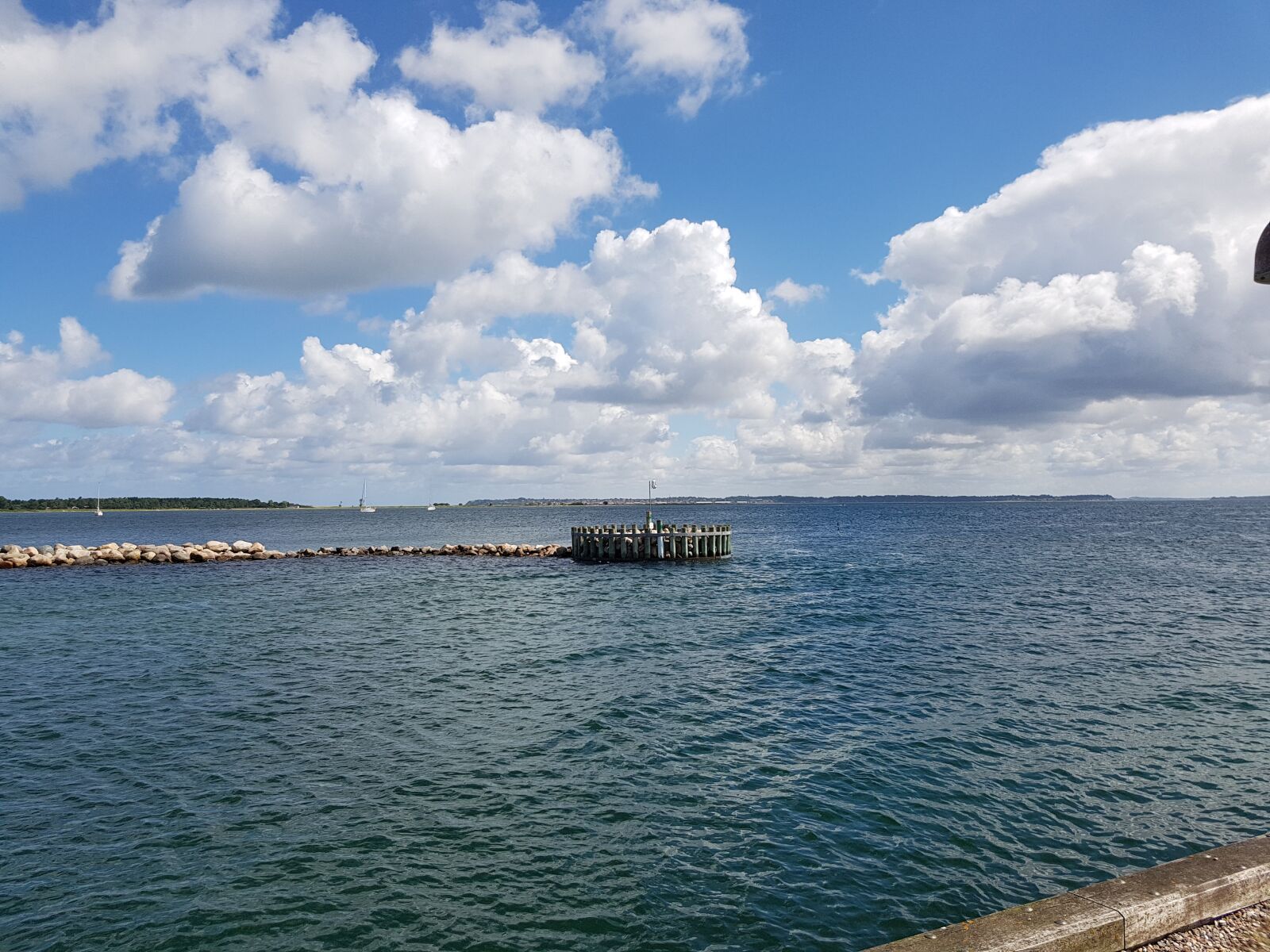 Samsung Galaxy S7 Edge sample photo. Rørvig, port, denmark photography