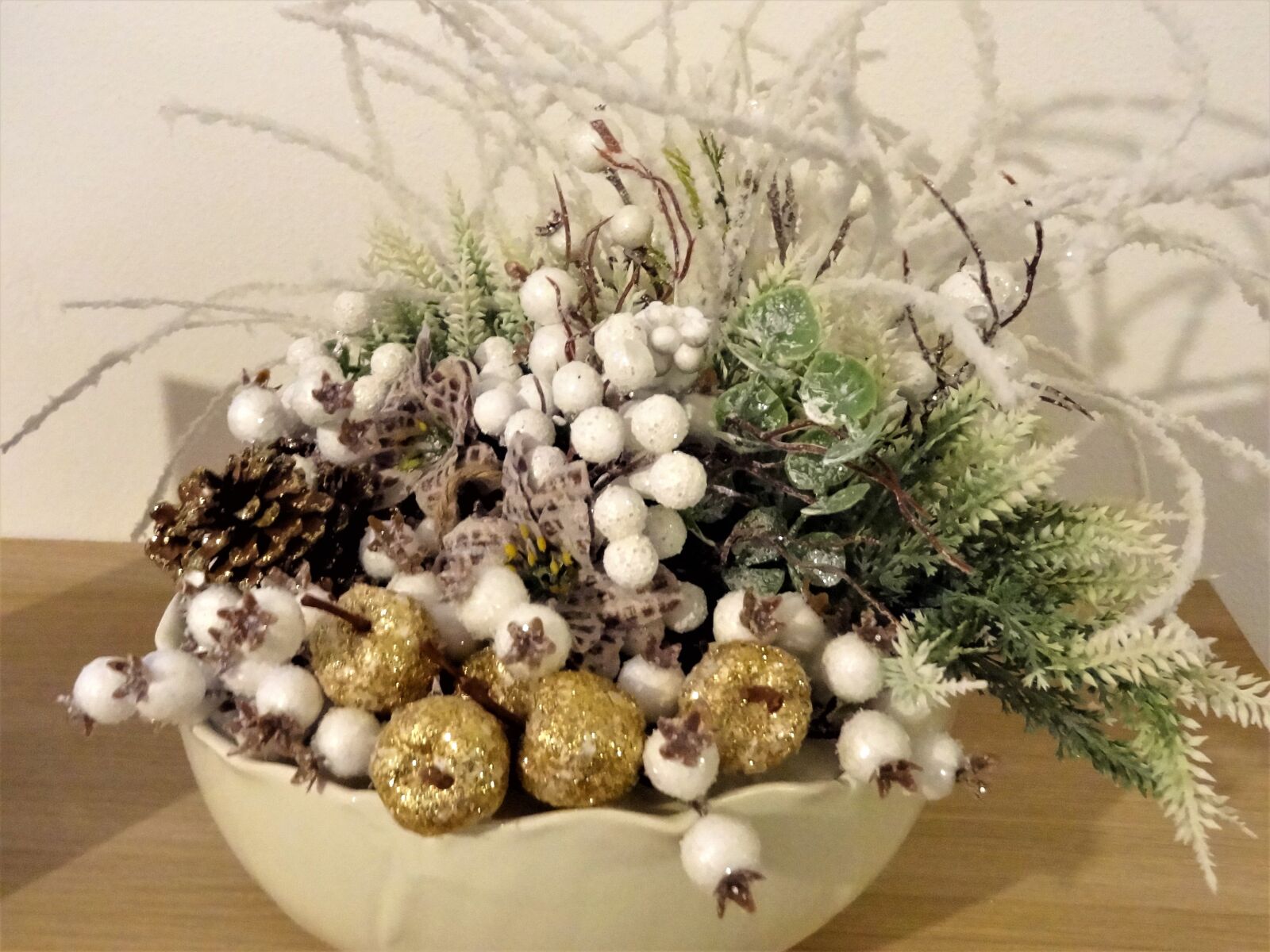 Sony Cyber-shot DSC-HX9V sample photo. Christmas, holiday, decoration photography