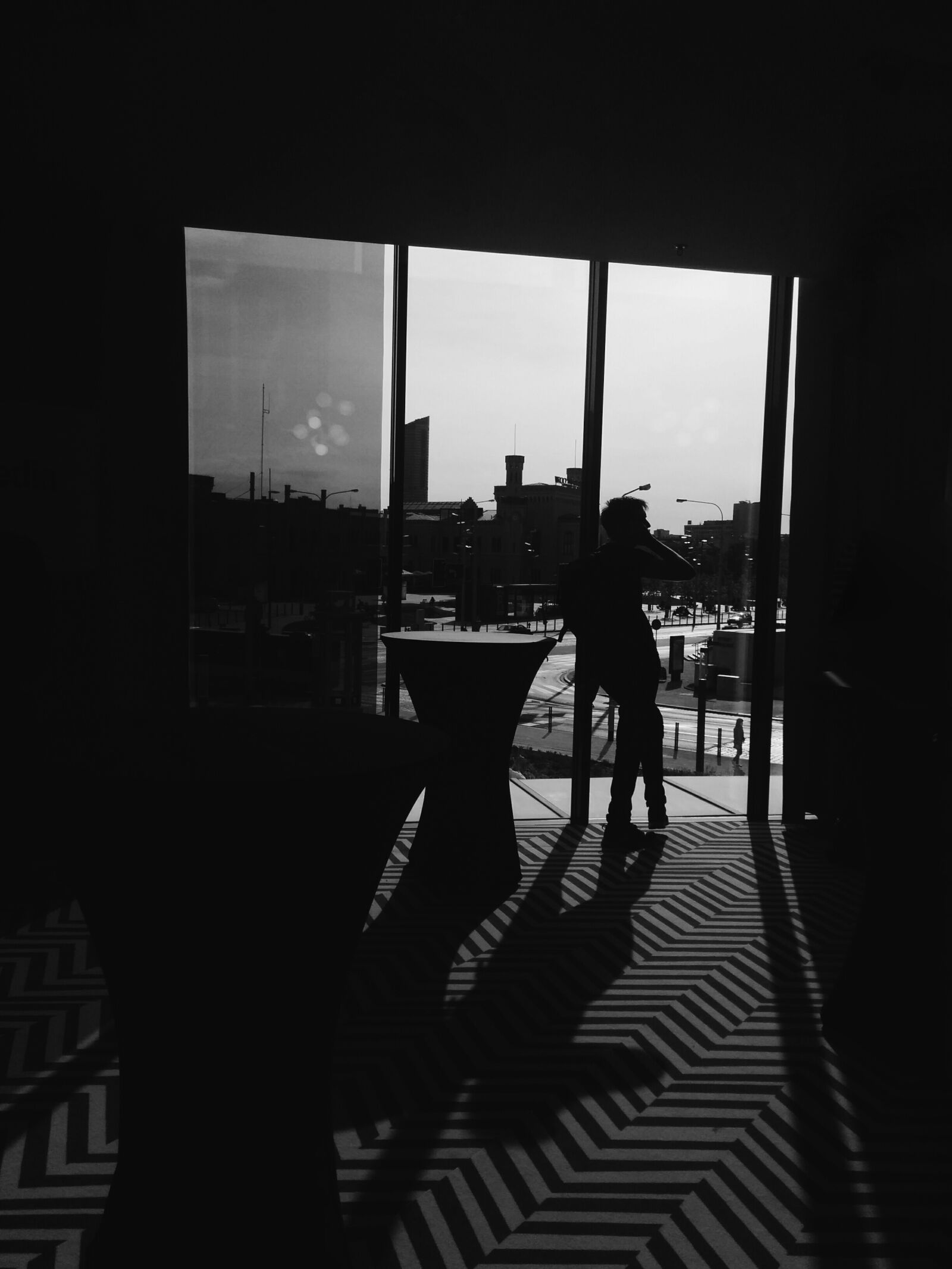 LG Nexus 5 sample photo. Black, city, light, mobile photography