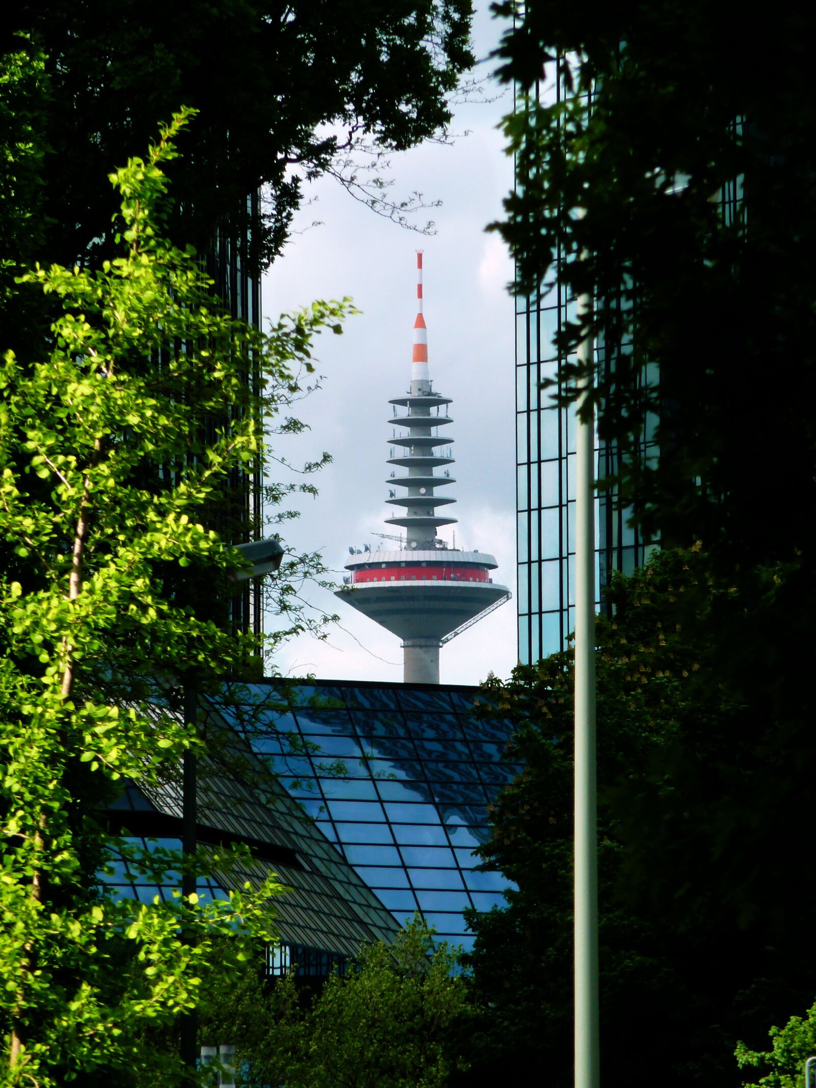 Panasonic DMC-TZ7 sample photo. Architecture, skyscraper, city photography