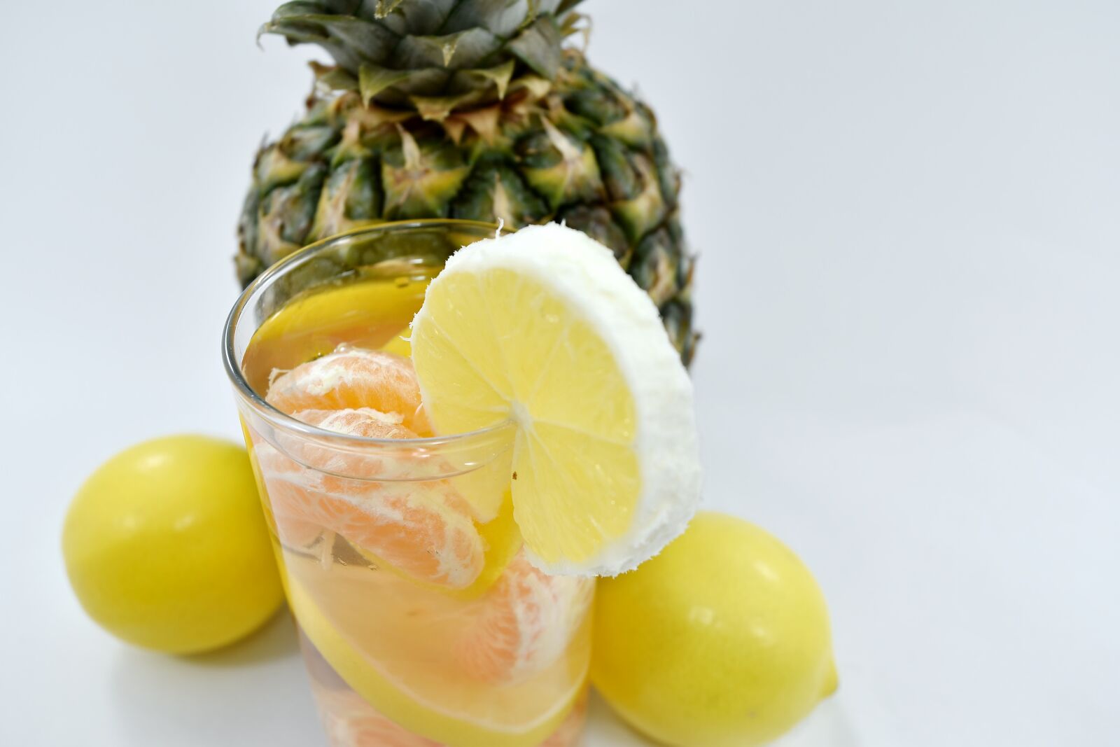 Nikon D5500 sample photo. Fresh water, lemon, lemonade photography