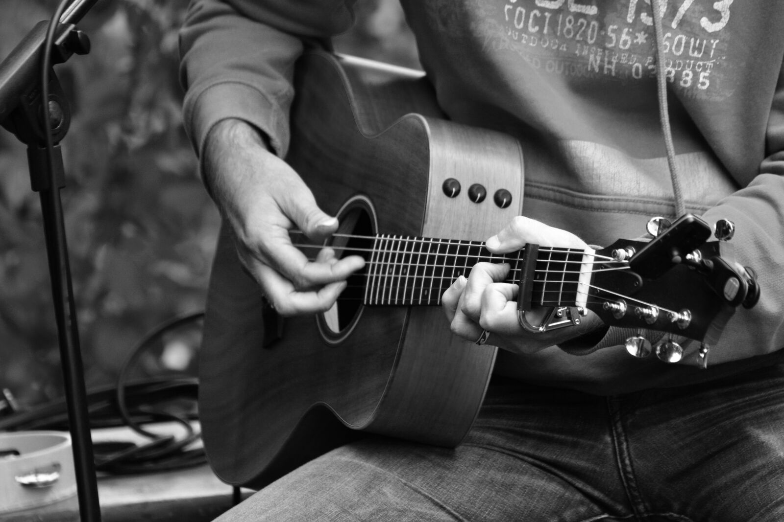Nikon D5200 sample photo. Guitar, guitar player, instrument photography