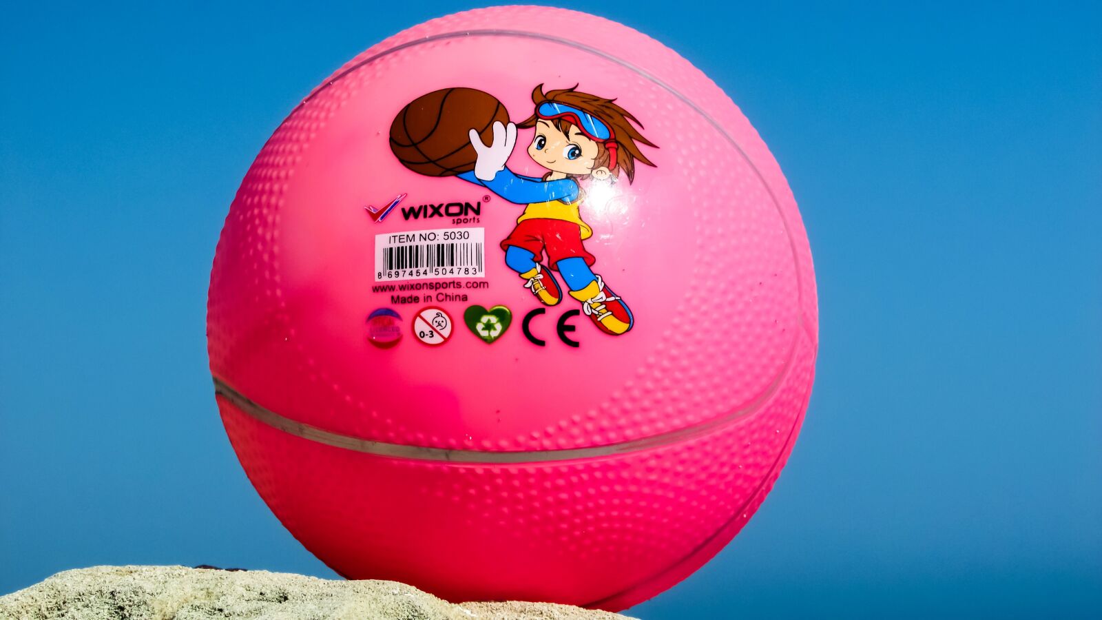 Canon PowerShot SX400 IS sample photo. Ball, pink, cartoon photography