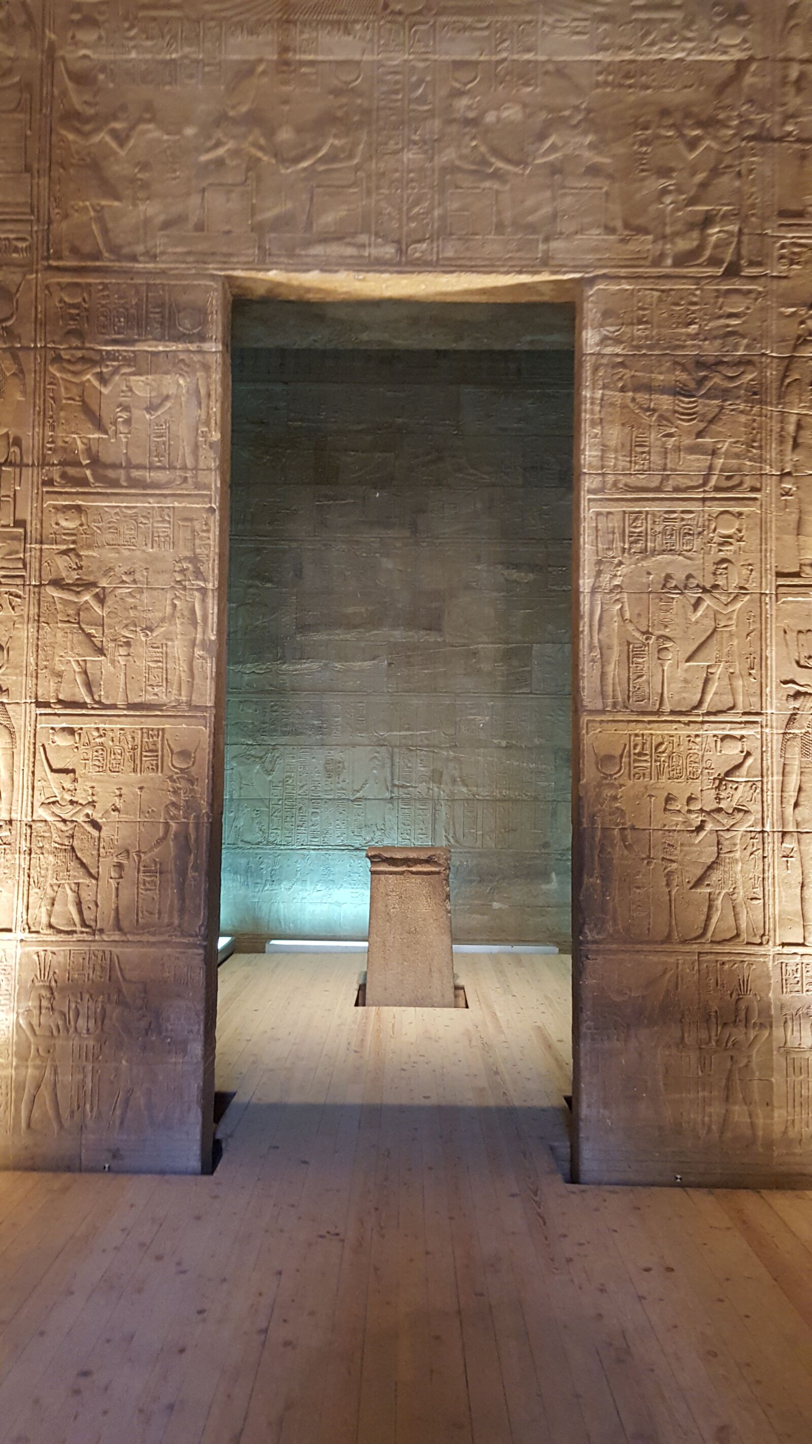 Samsung GALAXY S6 edge sample photo. Egypt, temple, pharaoh photography