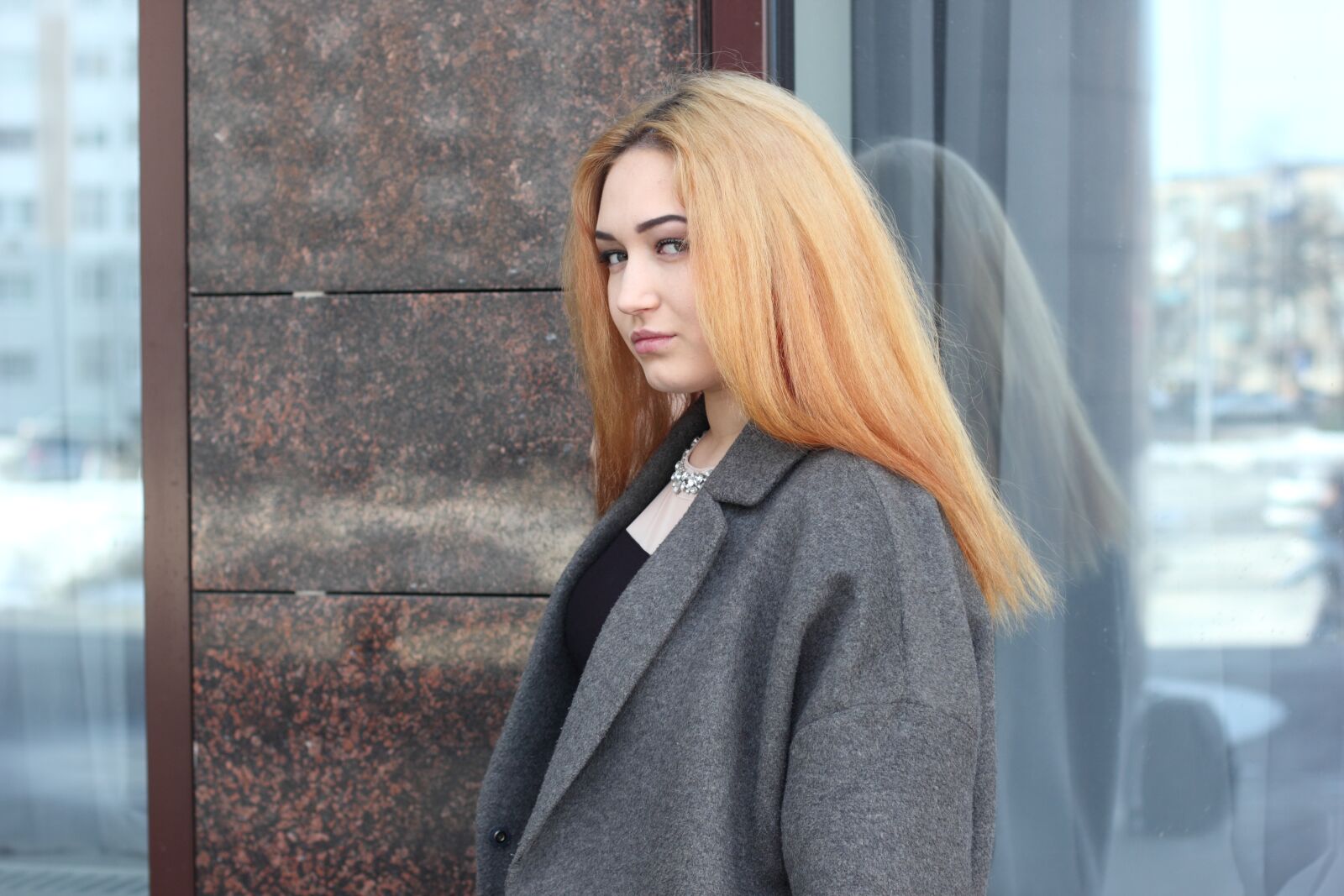 Canon EOS 550D (EOS Rebel T2i / EOS Kiss X4) sample photo. Girl, portrait, woman photography