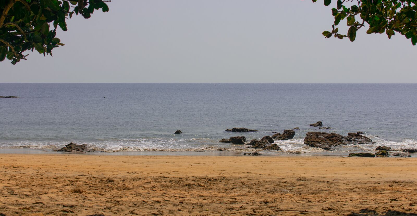 Nikon D3400 sample photo. Beach, sand, ocean photography
