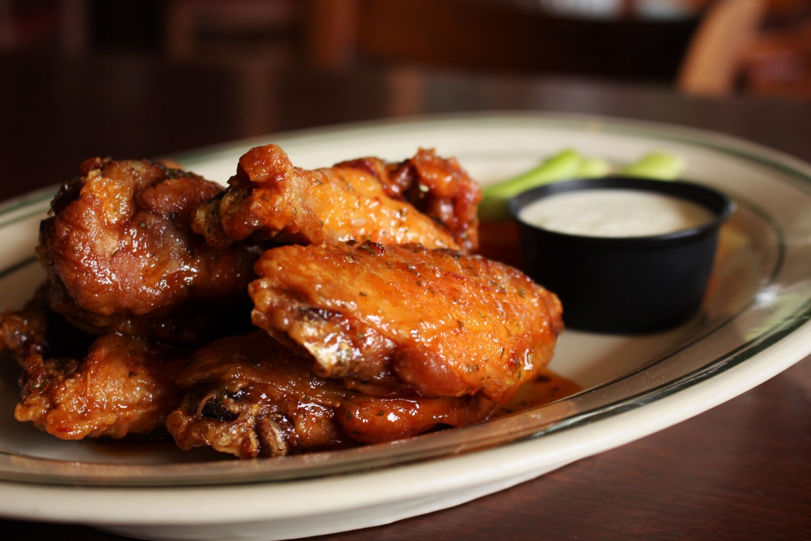 Canon EOS 700D (EOS Rebel T5i / EOS Kiss X7i) sample photo. Chicken, wings, ranch photography