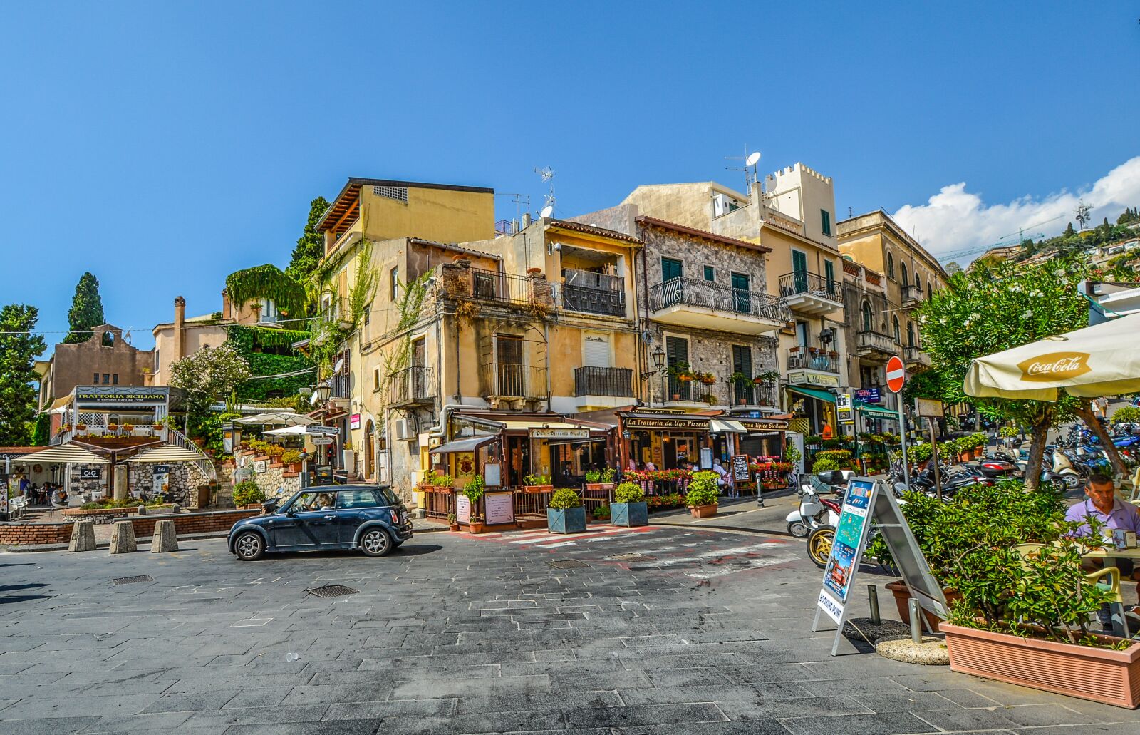 Nikon D5200 sample photo. Italy, city, tourist photography