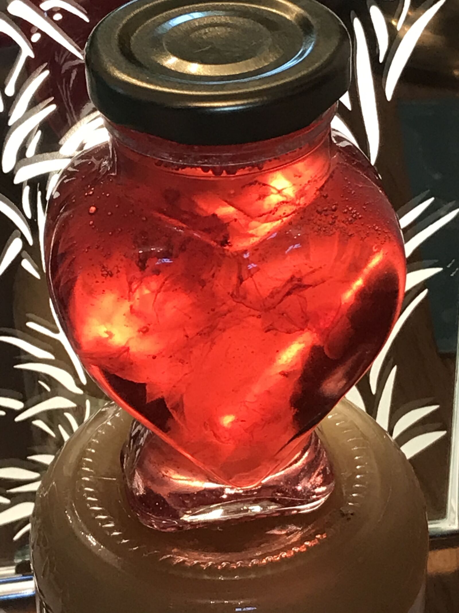 Apple iPhone 7 Plus sample photo. Heart, rose-petal jam, glow photography