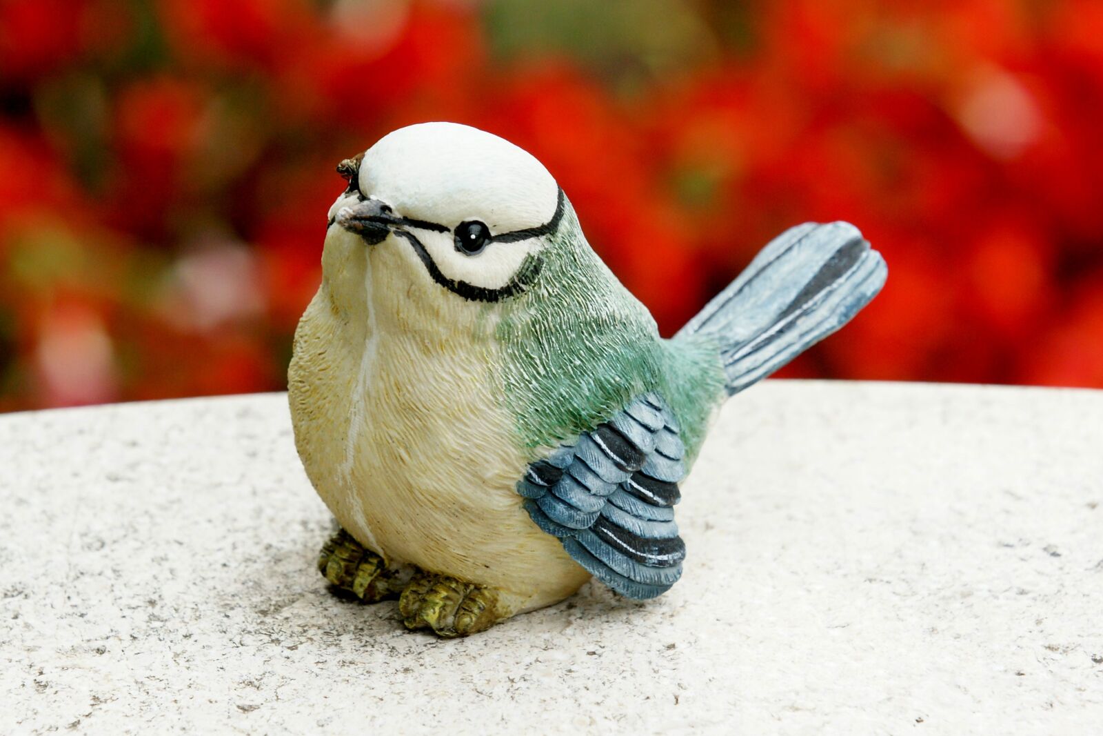 Sony Alpha DSLR-A700 sample photo. Bird, figure, sculpture photography