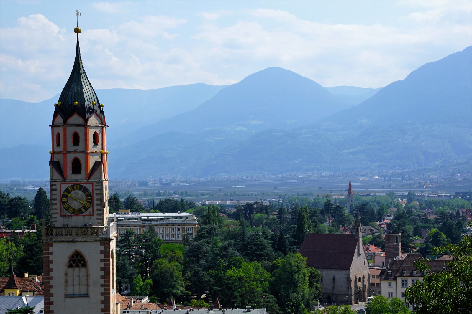 Sony ILCA-77M2 + Sony DT 16-50mm F2.8 SSM sample photo. Church, meran, religion photography