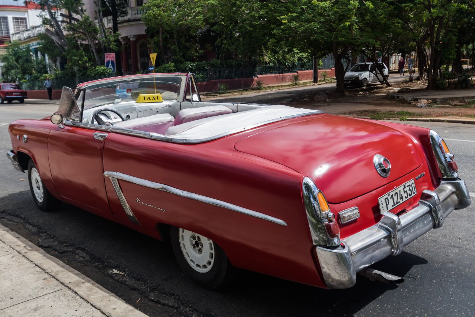 Canon EF-S 10-22mm F3.5-4.5 USM sample photo. Cuba, havana, vedado photography