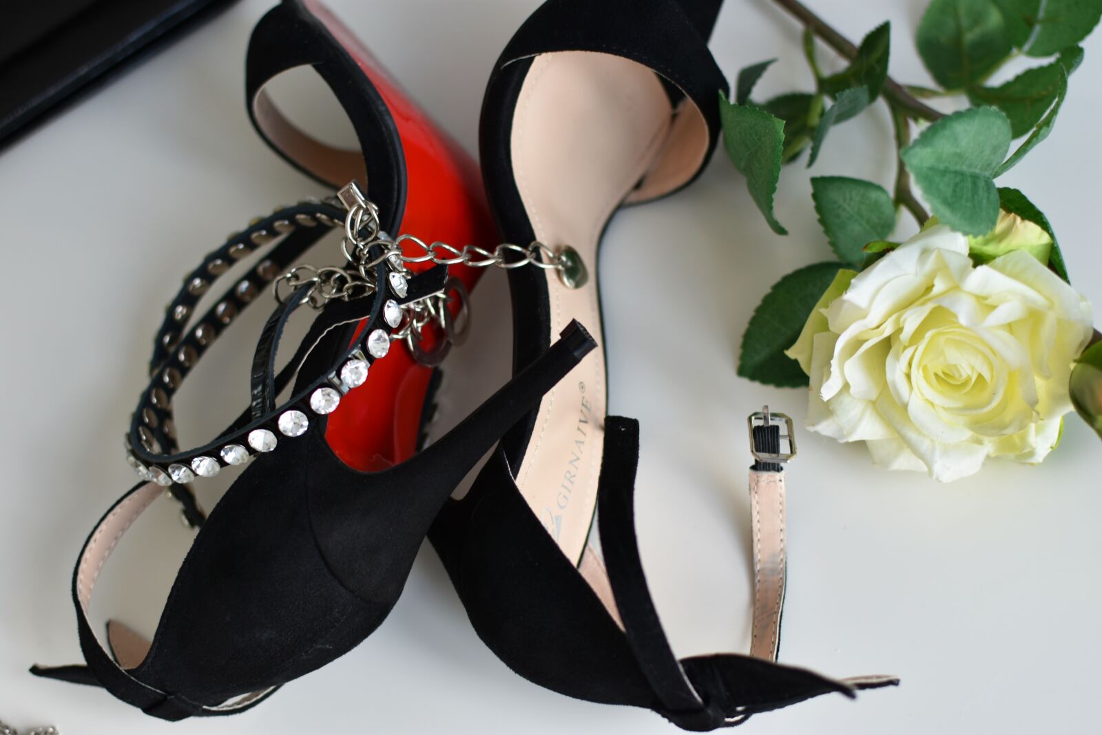 Nikon D3400 sample photo. Women's shoes, high heels photography