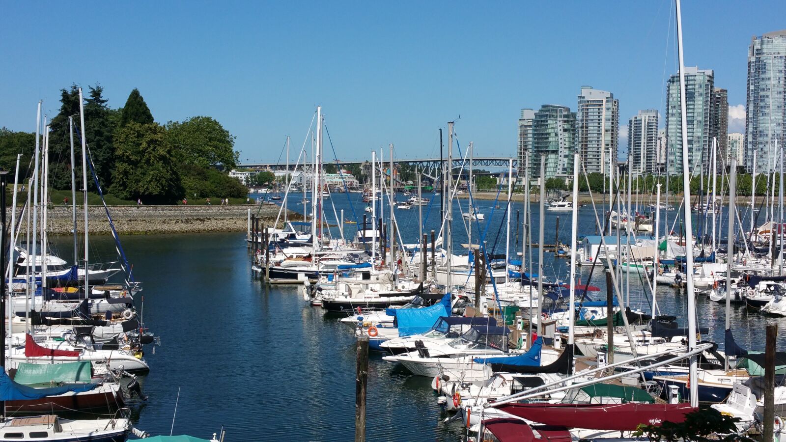 Samsung Galaxy Note4 sample photo. Boat, water, nature photography