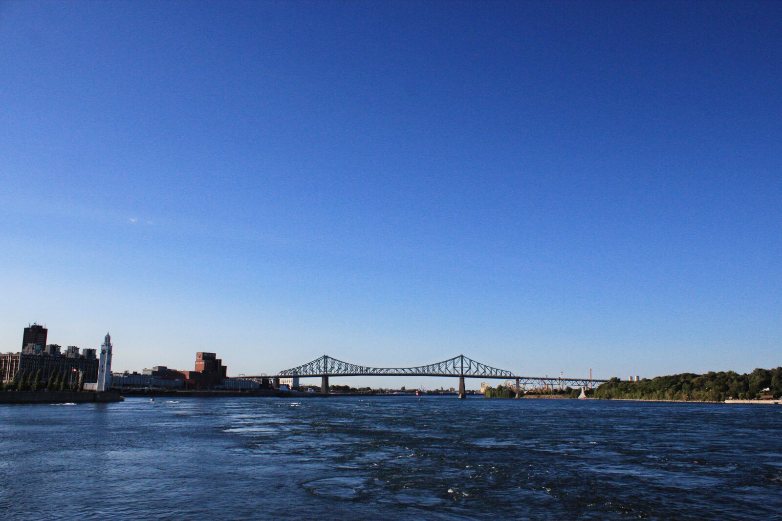 Canon EOS 600D (Rebel EOS T3i / EOS Kiss X5) sample photo. Montreal, bridge, sea water photography
